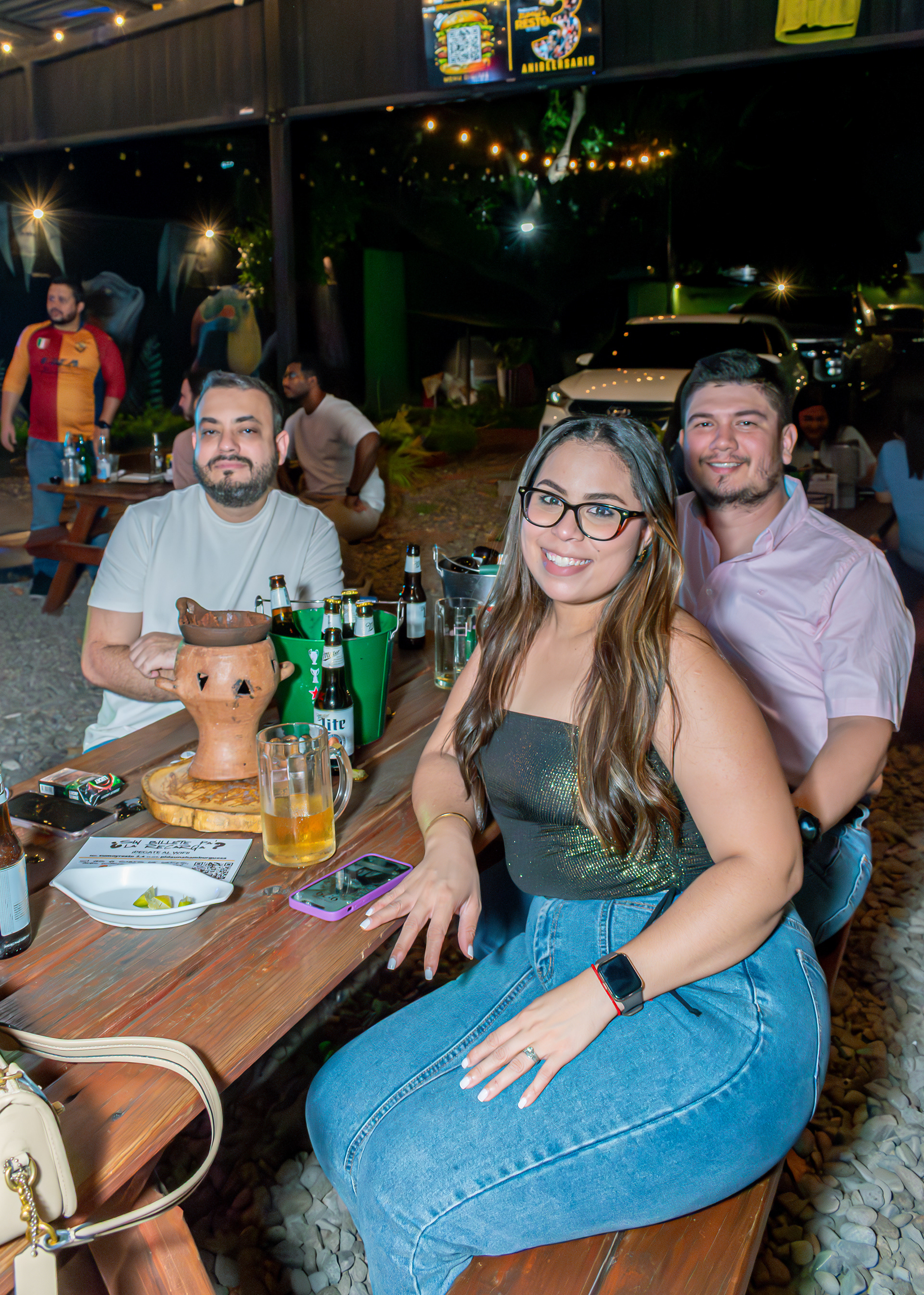 Tercer Aniversario, Restaurante Zumo & Resto