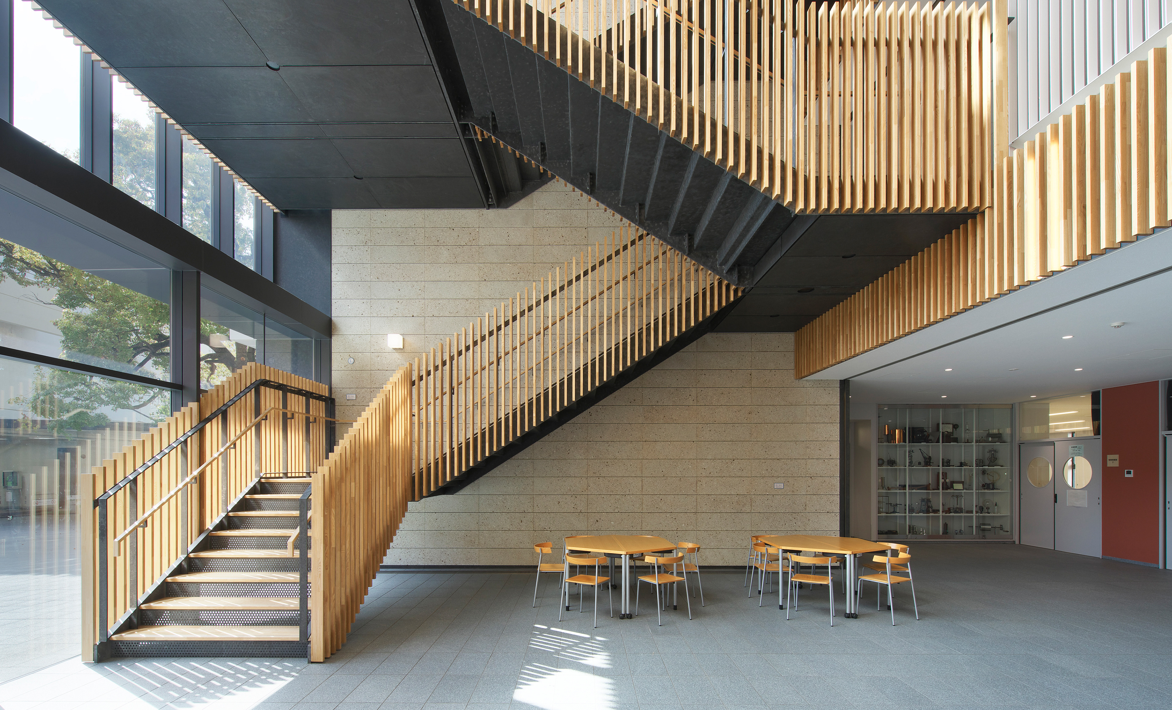 海城学園 新理科館