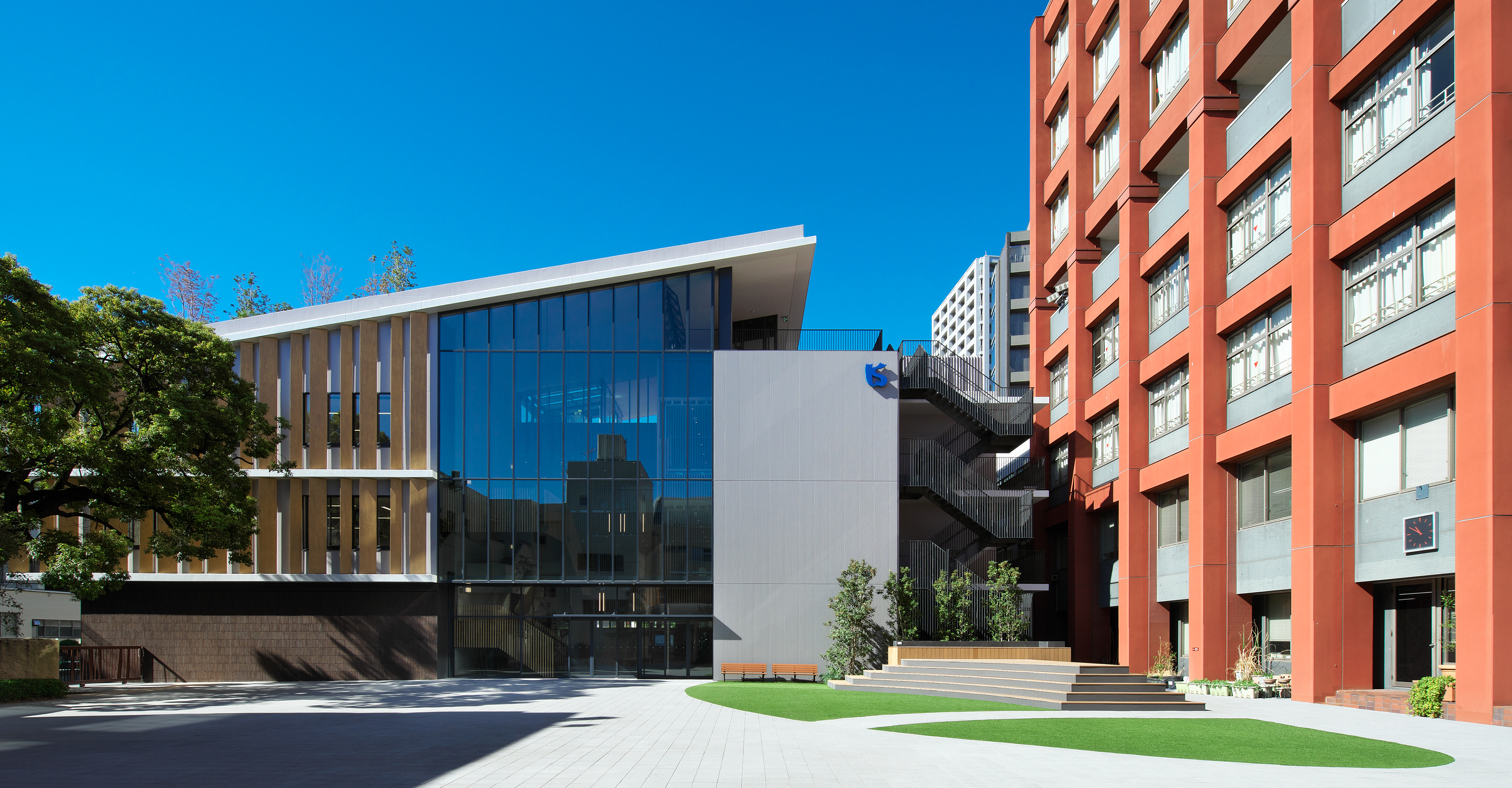 海城学園 新理科館
