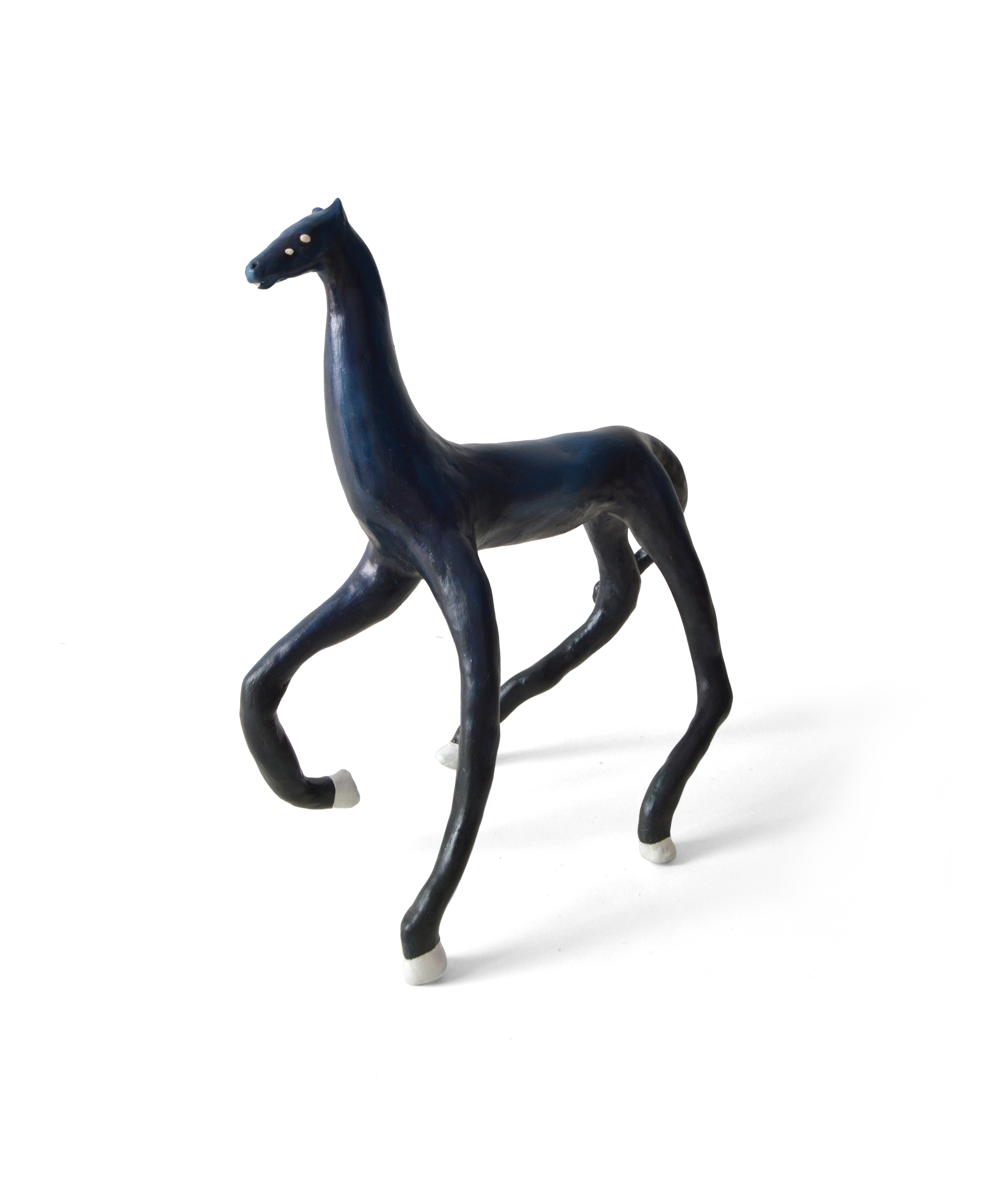 ΑΛΟΓΑΚΙ 5. 2024. ΛΑΔΙ ΣΕ ΠΗΛΟ. 27 x 14 x 28 cm