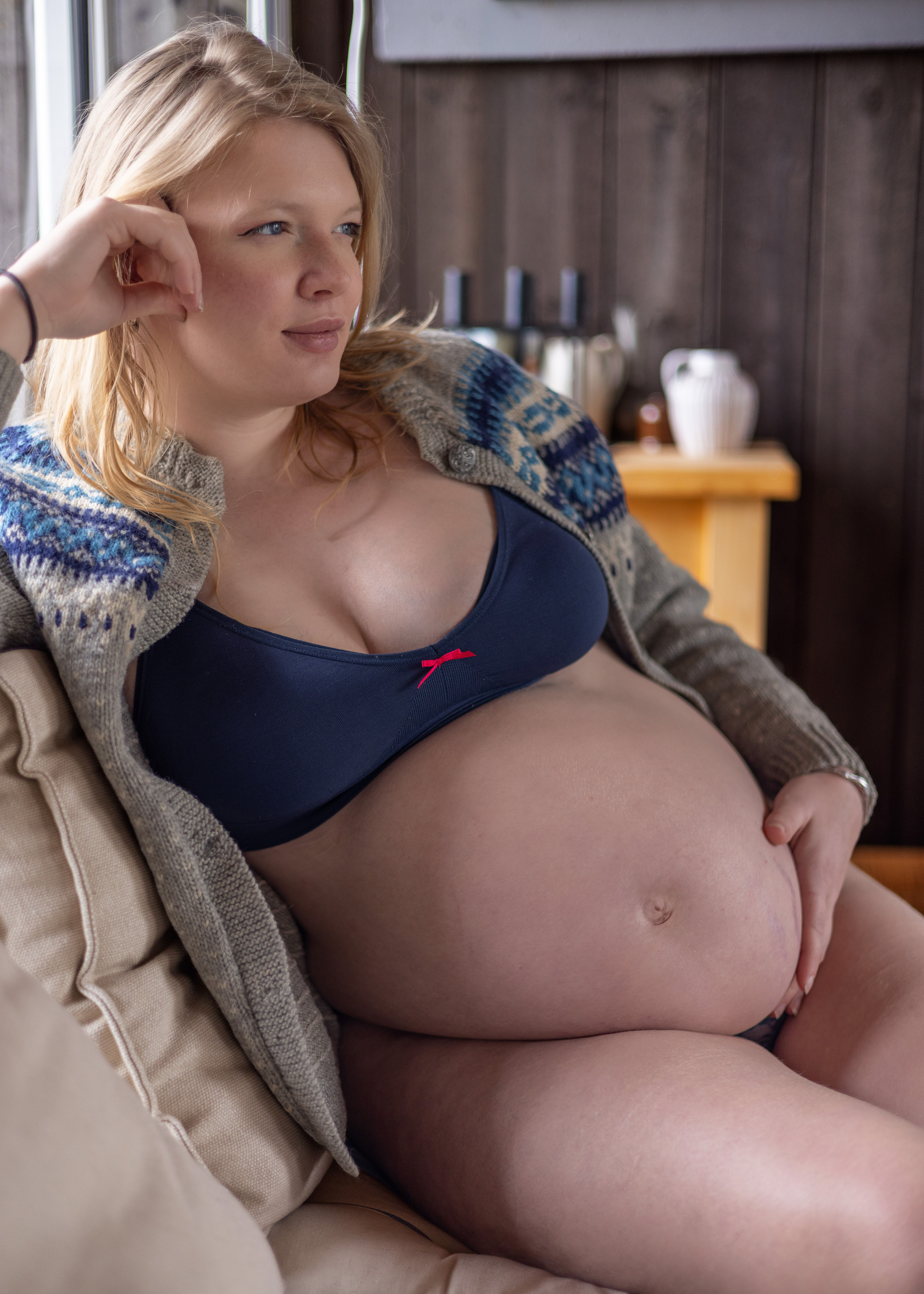 Model: Thea