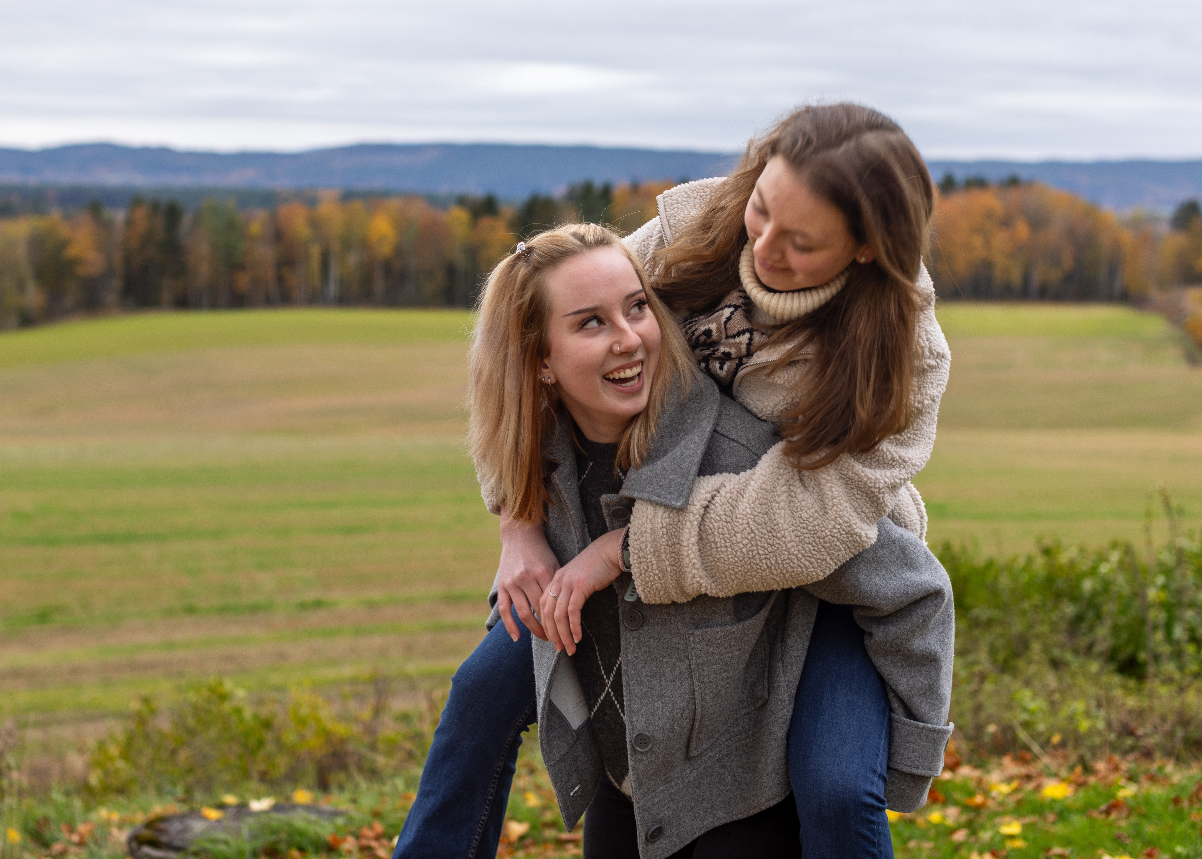 Models: Ina Malen & Ada Iselin