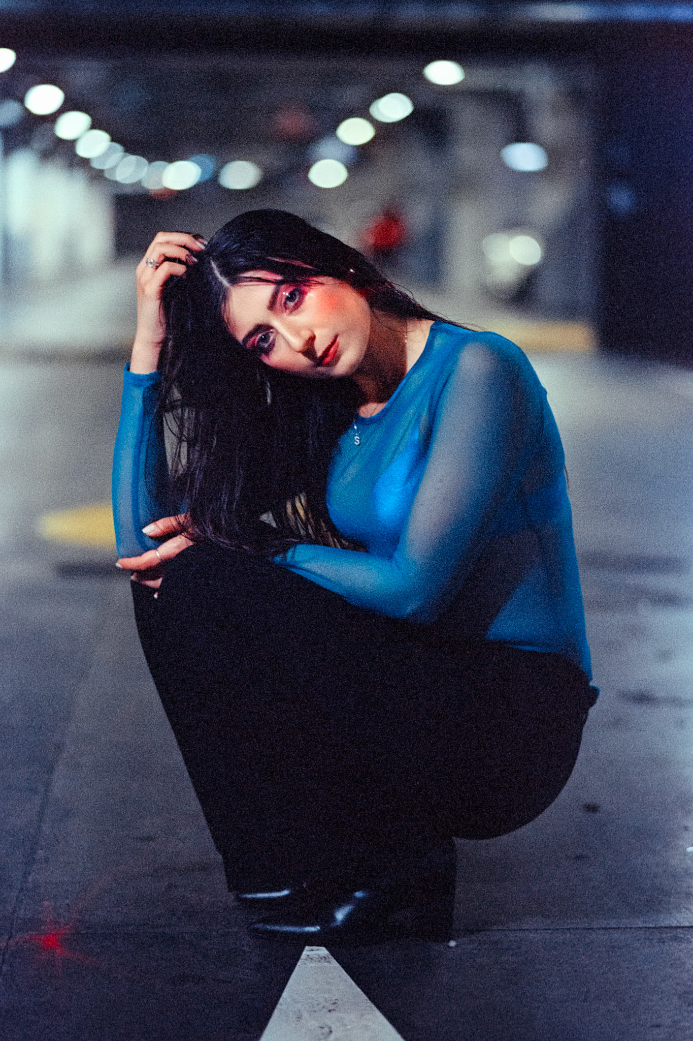 Canon Canon EOS 1V | Canon EF85mm f/1.8 USM | Cinestill 800T 800Scanned with Nikon LS-5000 | Nikon SA-21Home developed in Cinestill Cs41 | 3:45 @ 39 °C | Stick AgitationNegative Lab Pro v3.0.2 | Color Model: Frontier | Pre-Sat: 3 | Tone Profile: LAB - Standard | WB: Auto-Neutral | LUT: Frontier