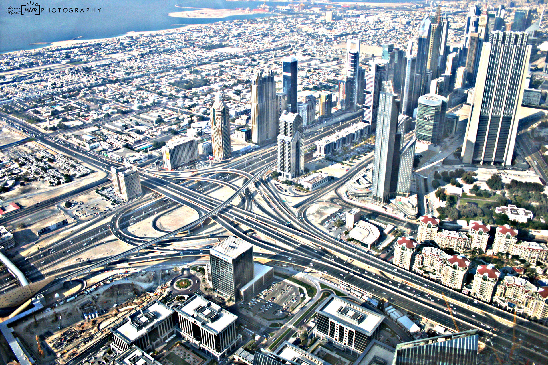 Massive Dubai