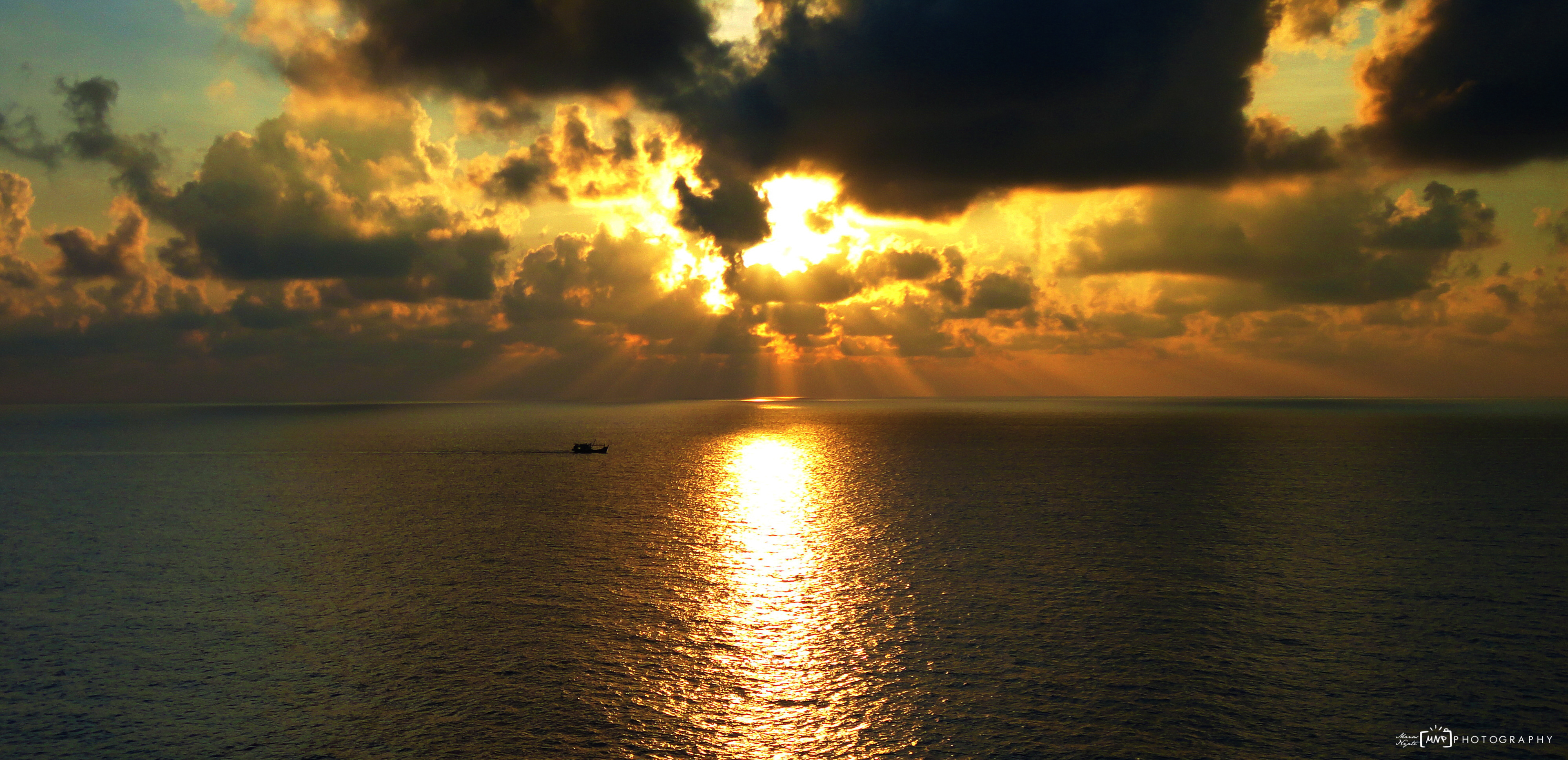 Sunrise:Cruise