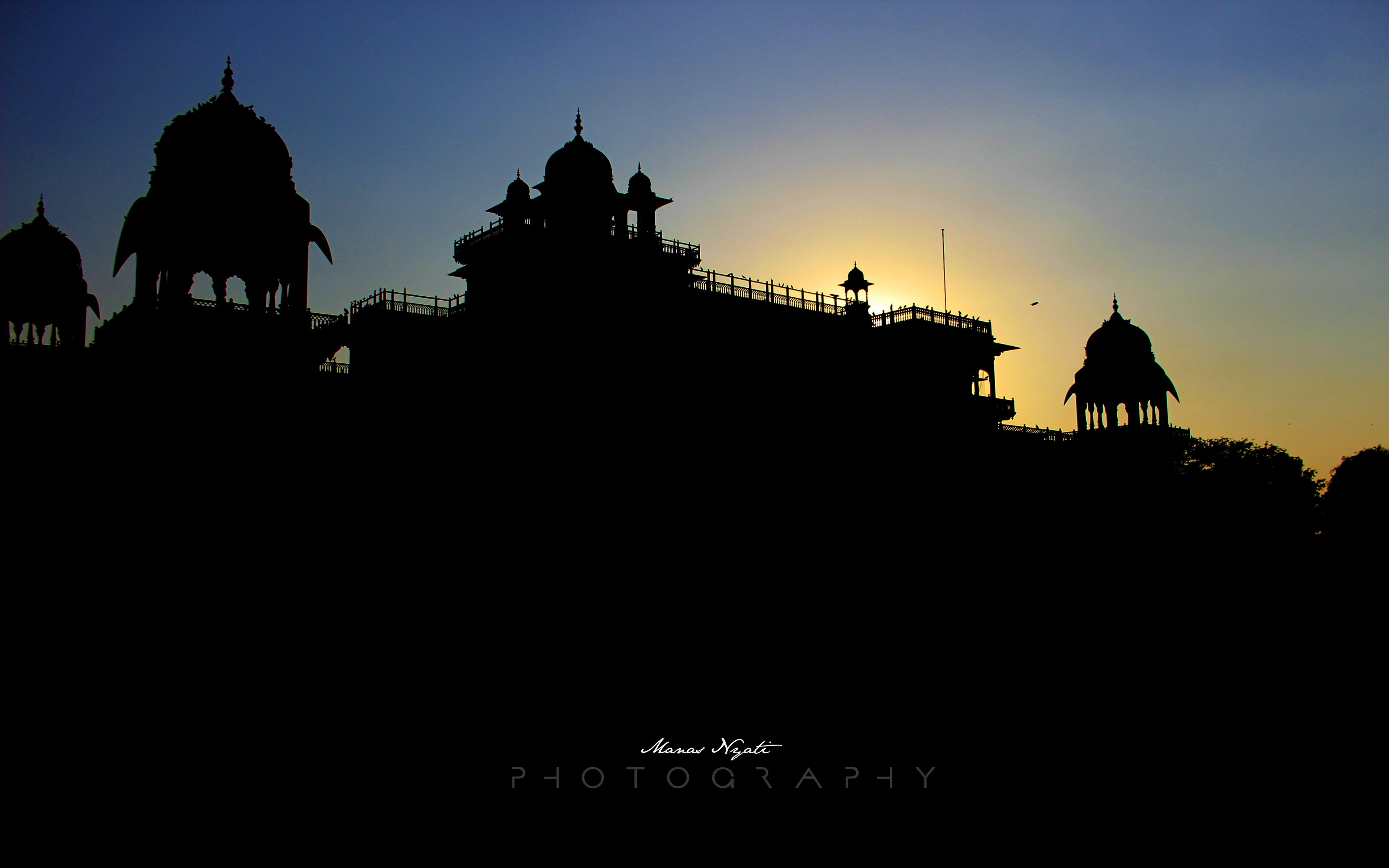 Heart, along with the sun, fell for it.