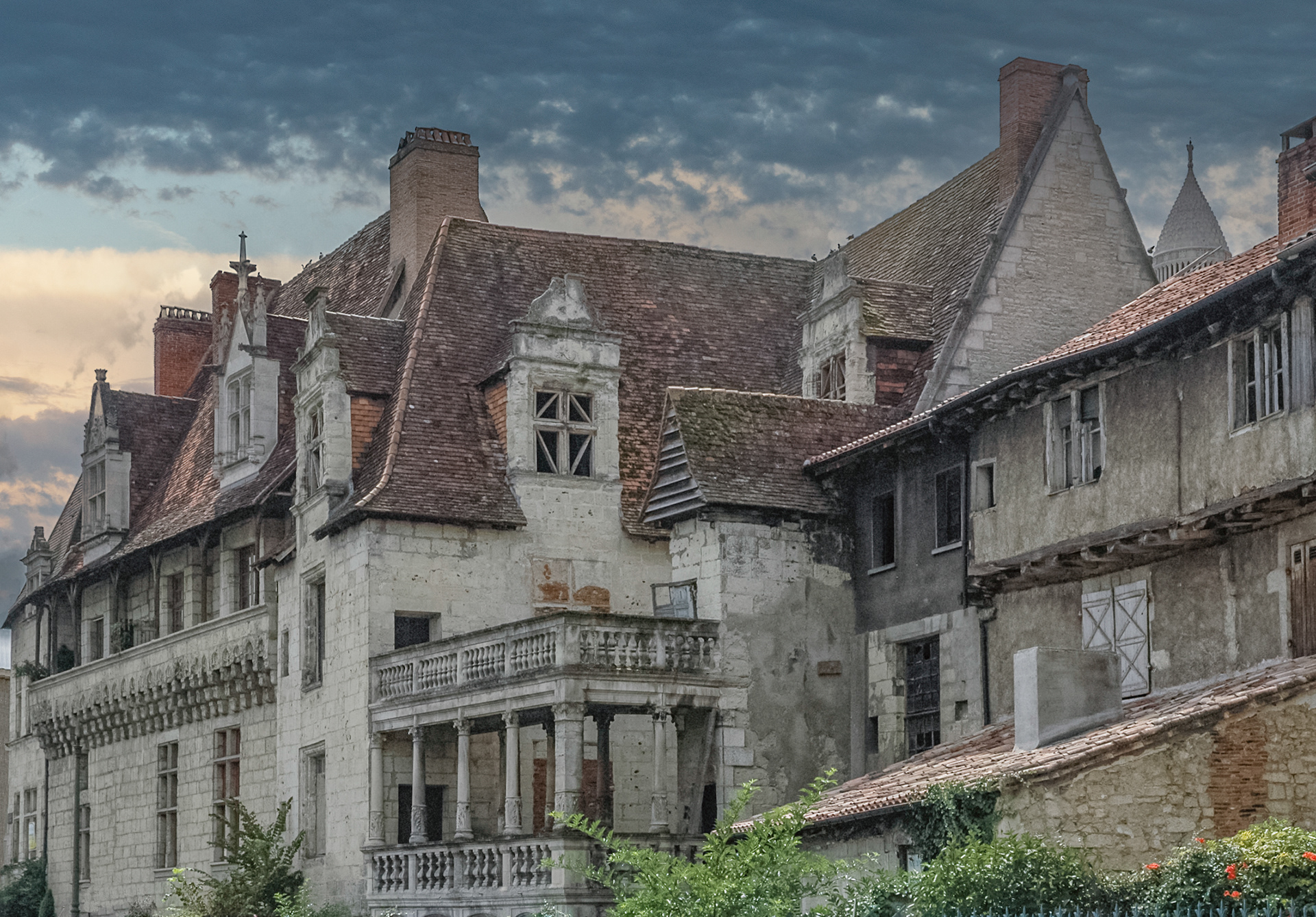 Bd Saumande 15 Hôtel de Lur 16 Maison Brogliodie 17 Maison Lambert