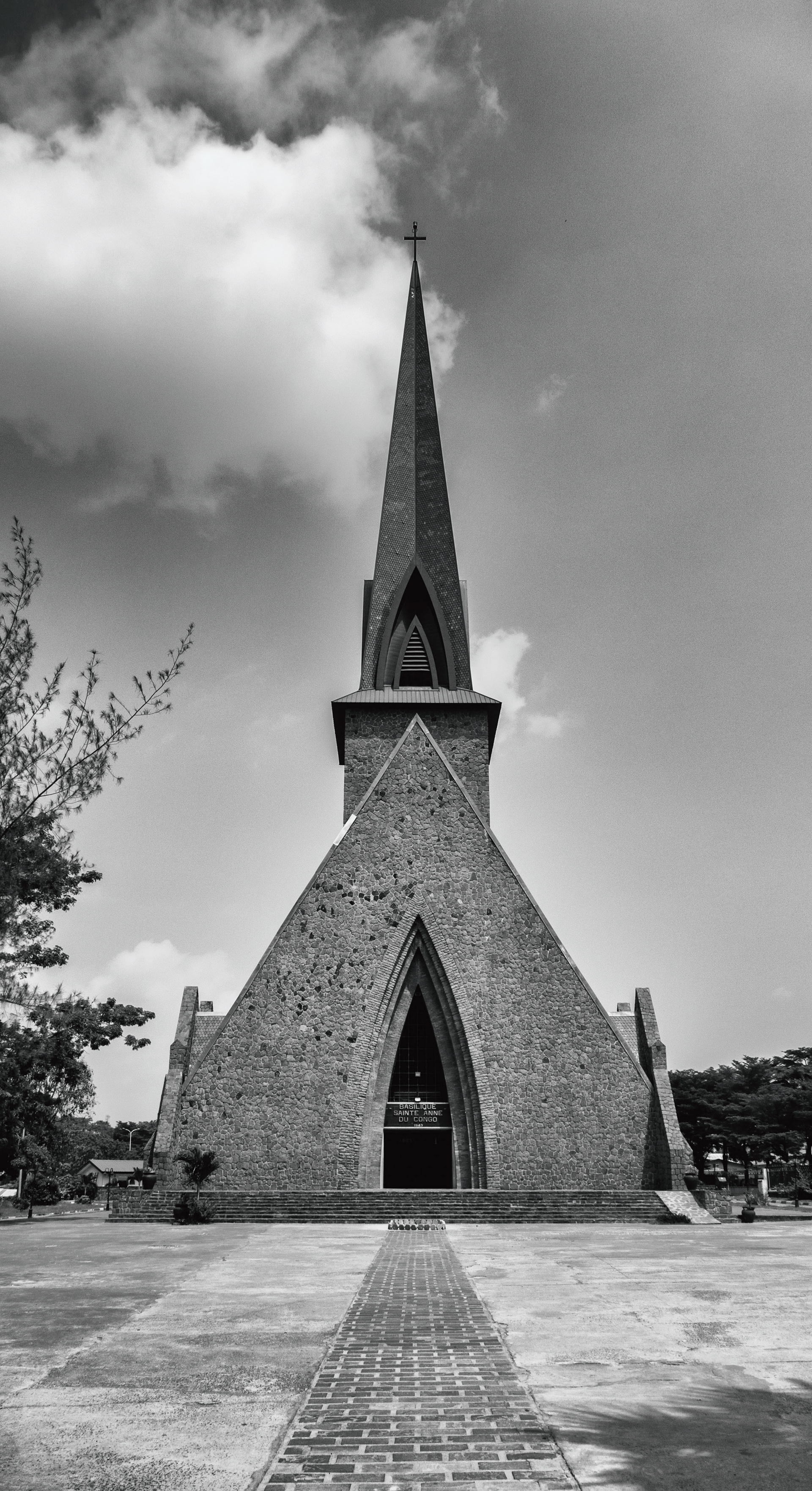 Brazzaville Basilique Sainte Anne/Saint Ann Basilica 1943-1951