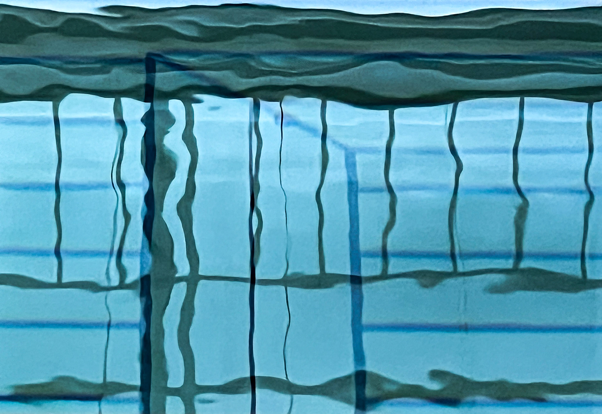 Reflections on the sky aft