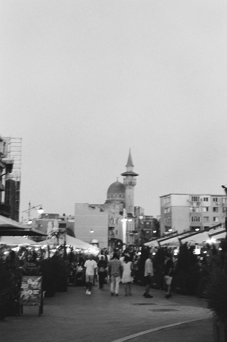 Orasul Marii, Piata Ovidiu, Constanta, artist fotograf Tiberiu Raducu
