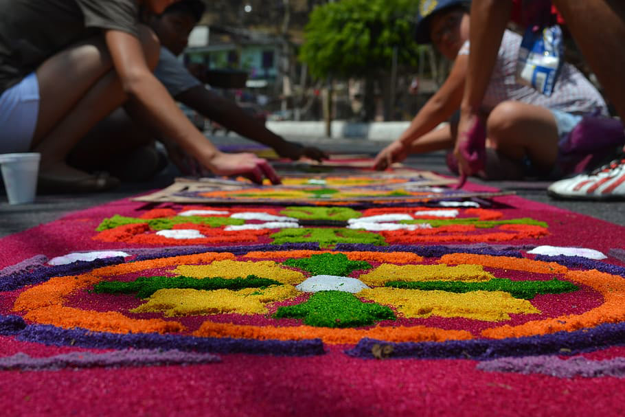 Making sand tapetes in Guatemala for the festival of Corpus Christi