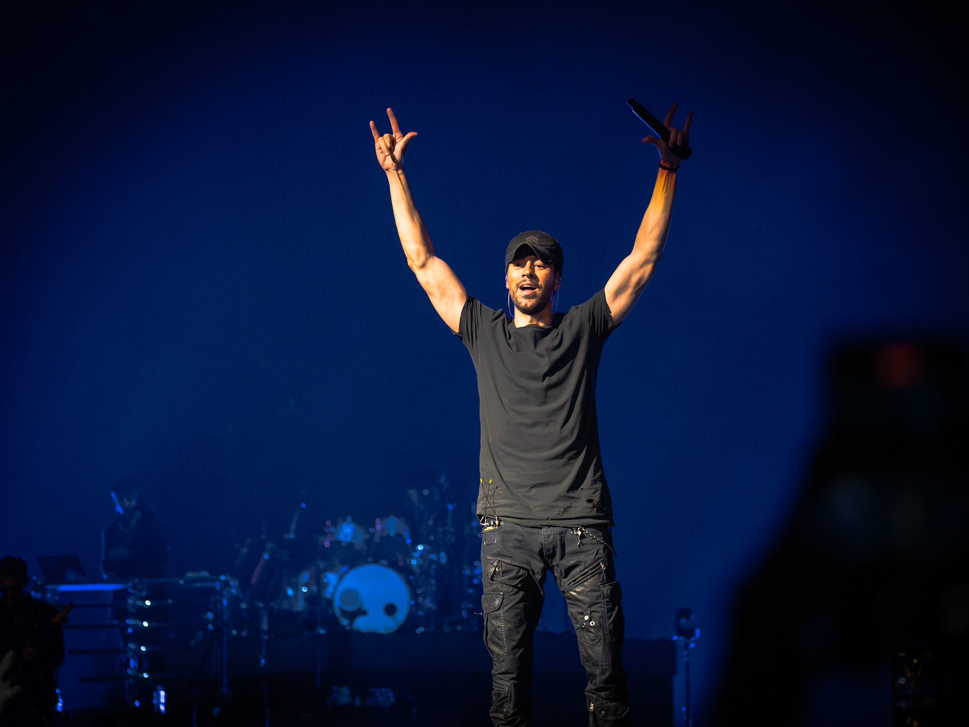 Enrique Iglesias 2/8/24
