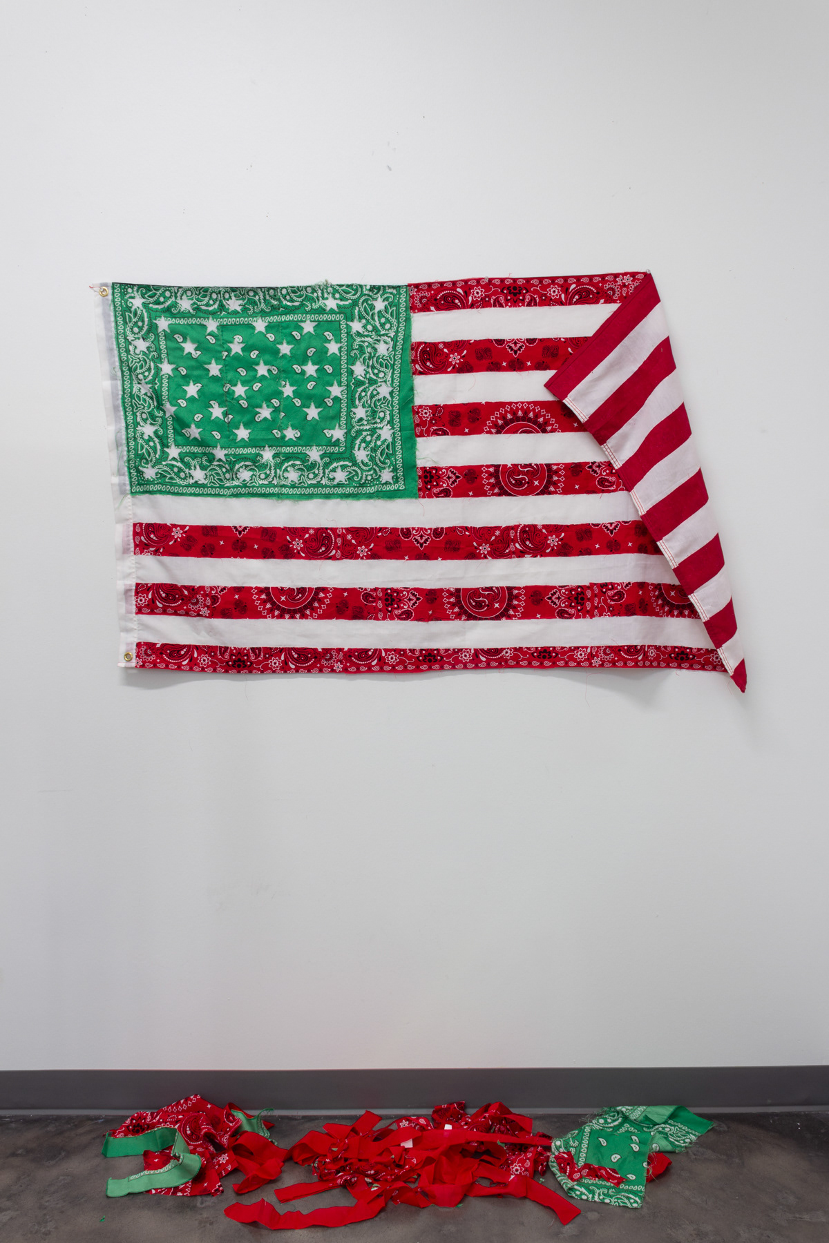 "RESISTANCE FLAG", installation shot. 