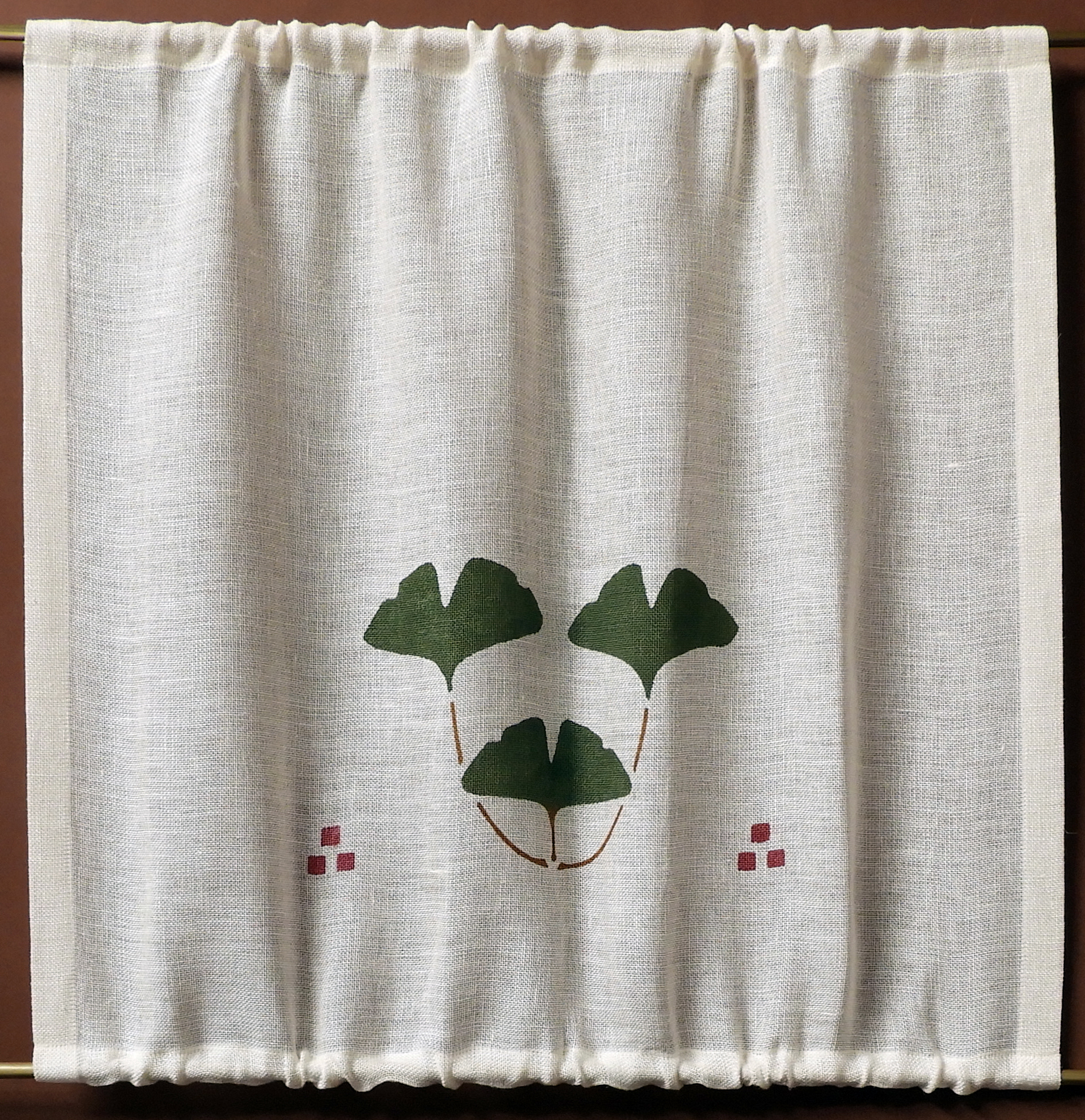 Single Ginkgo Motif for a small curtain