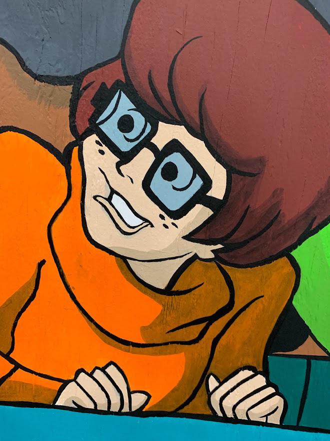 detail Velma
