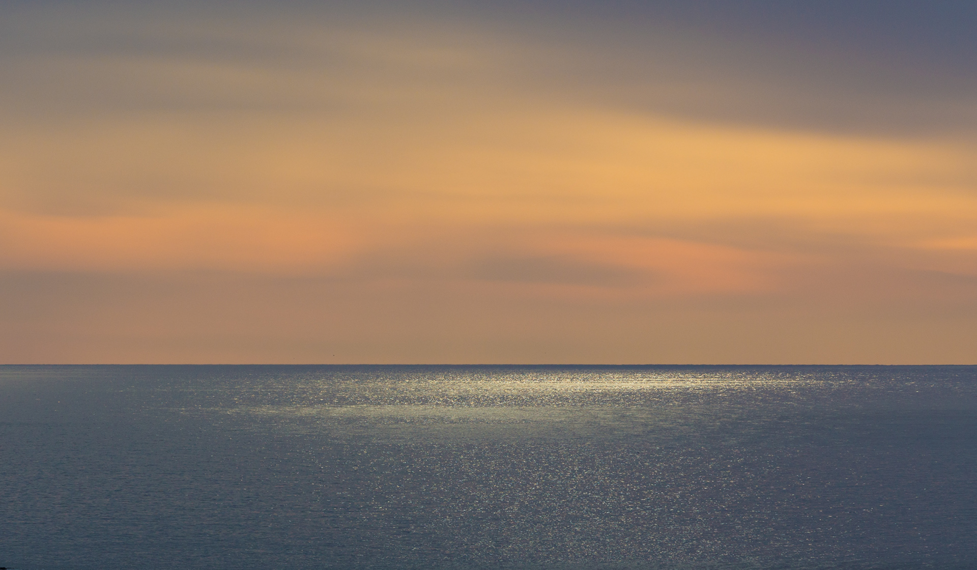 Mittagslicht über dem Nordmeer (Lofoten, N)