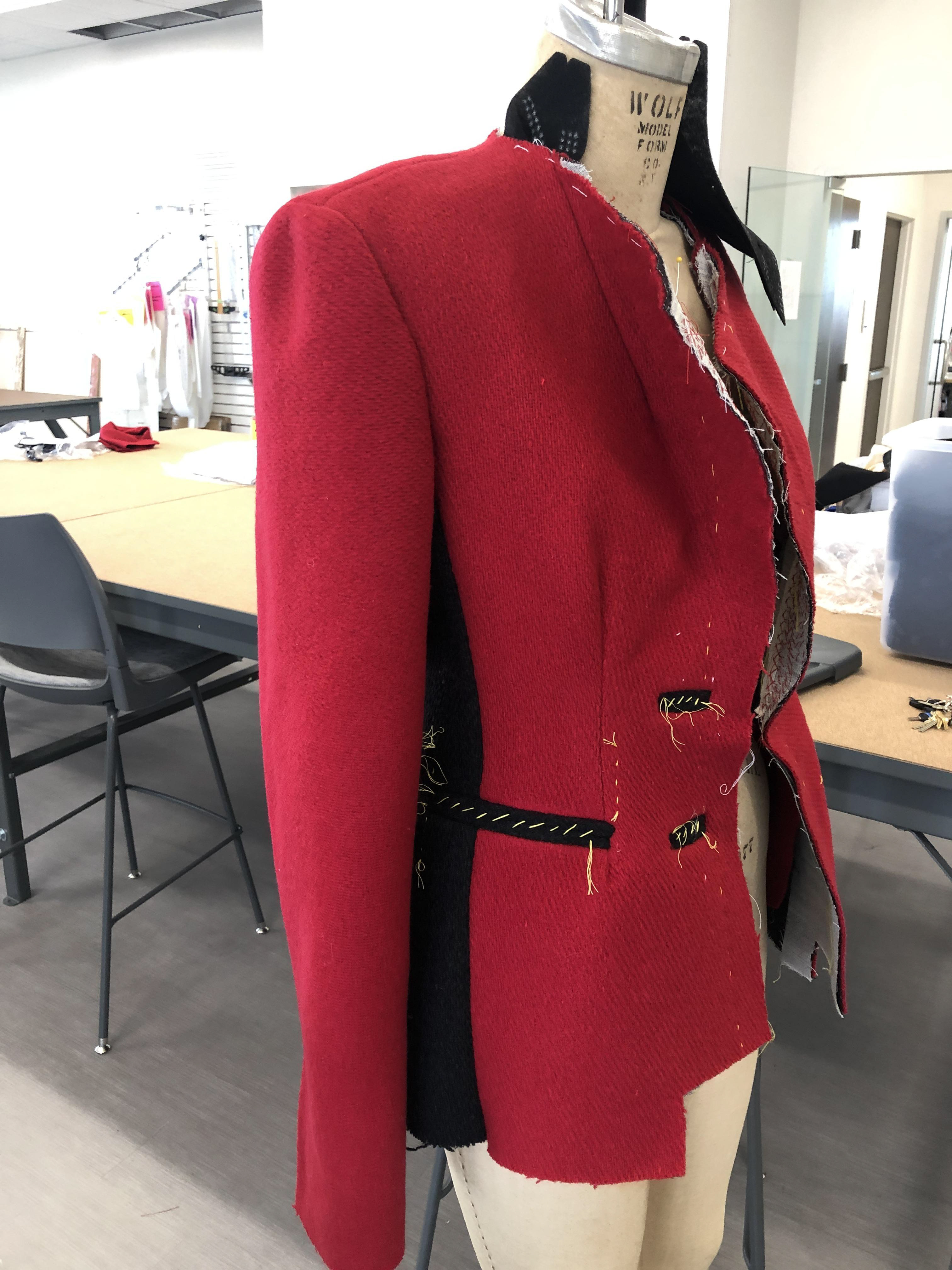 FT4403 Contemporary Tailored Design