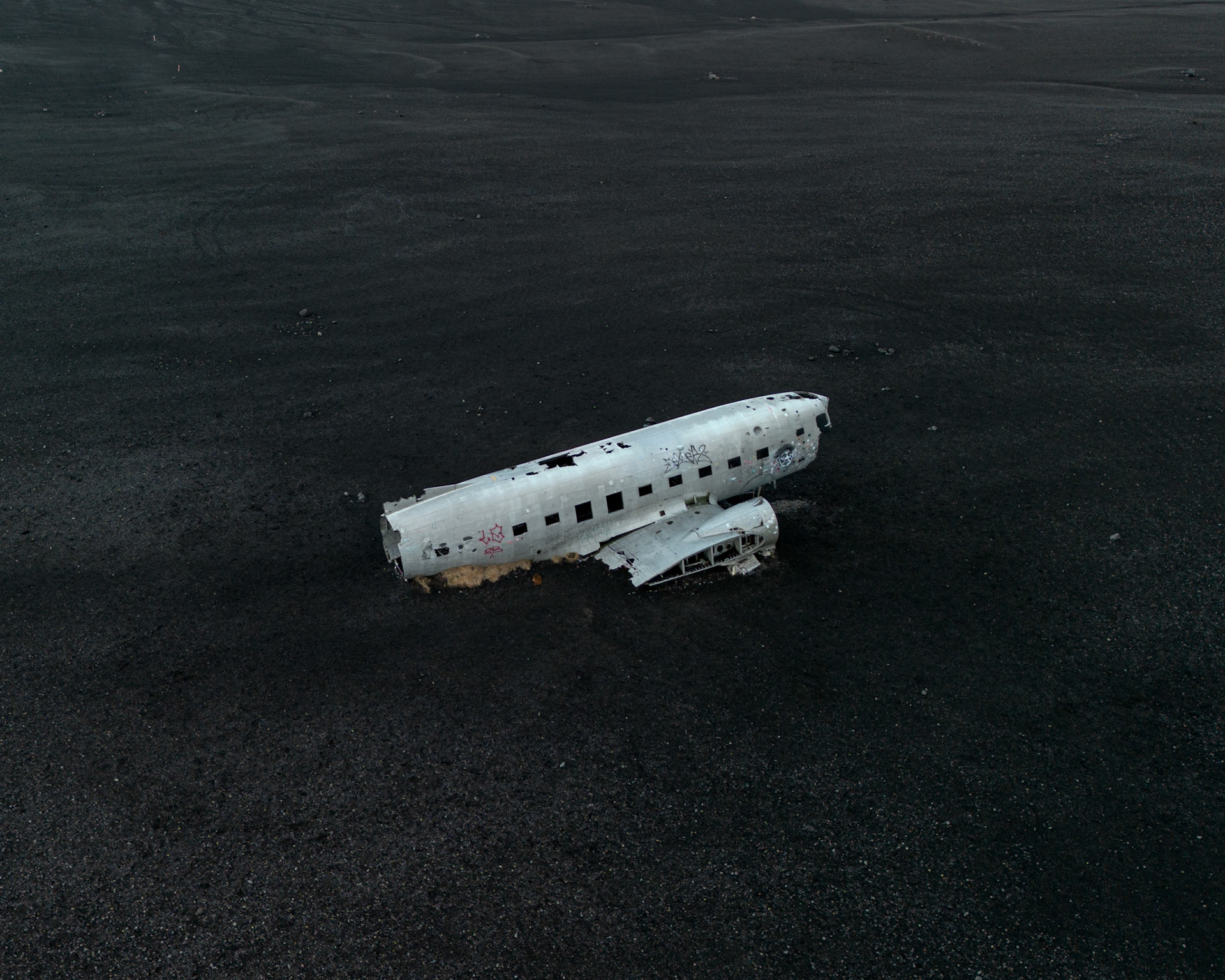 Solheimasandur Plane Wreck