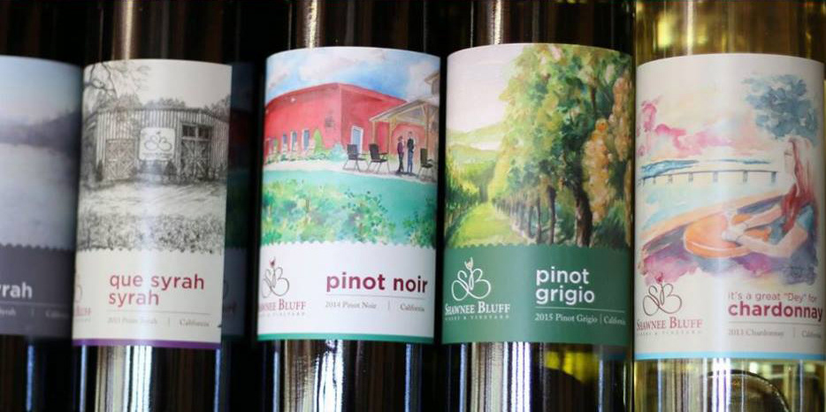 Wine Label Watercolor Illustration for Shawnee Bluff Vineyard