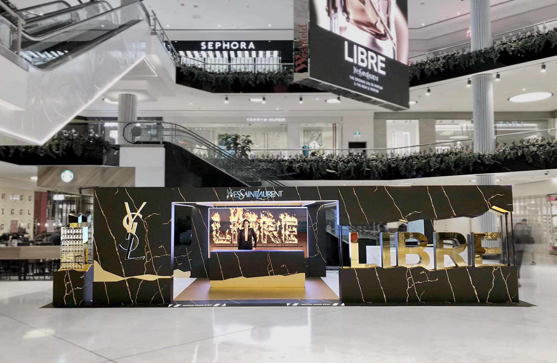 YSL - LIBRE POP-UP Store
