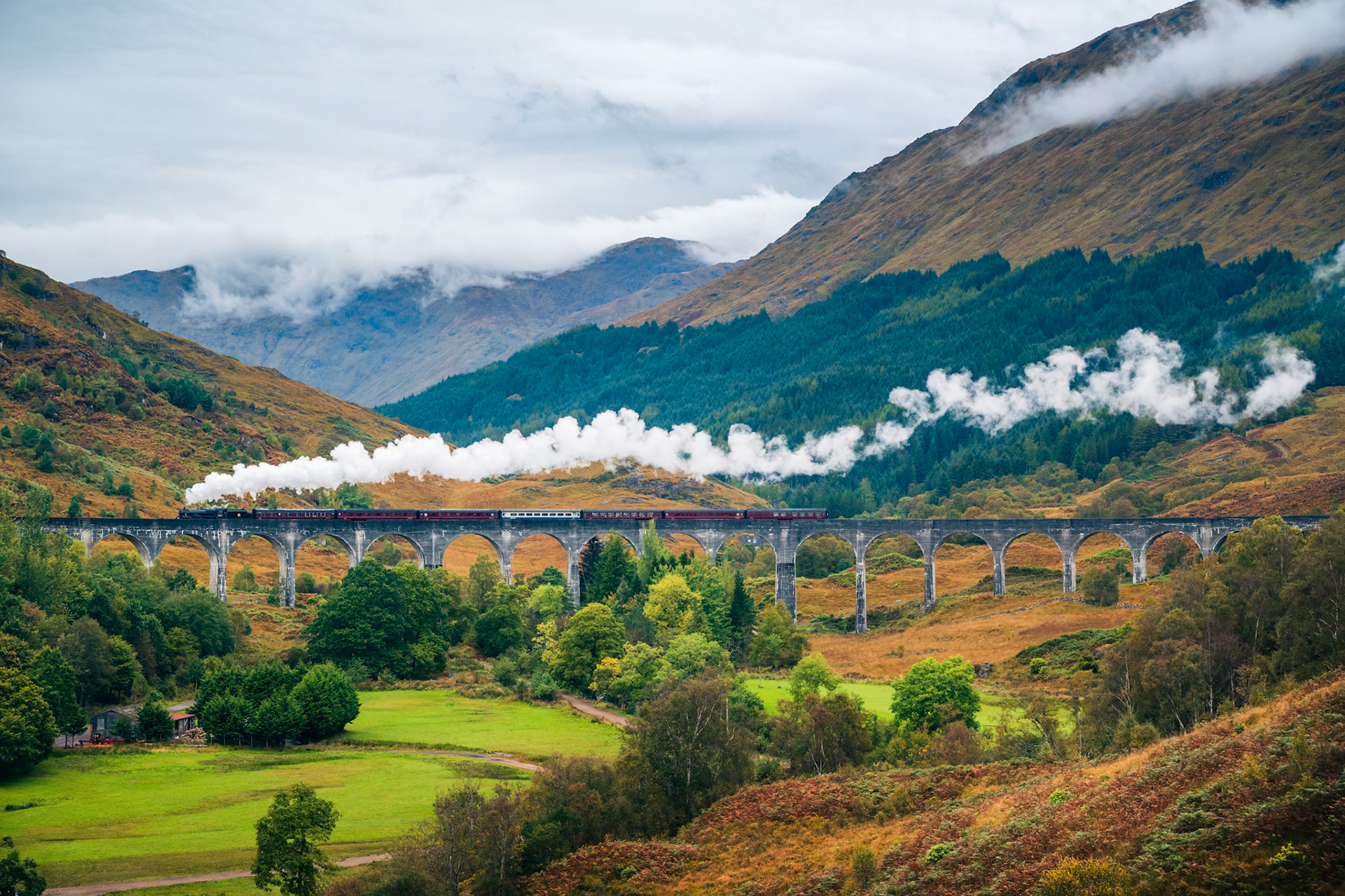 Glenfinnan Viaduct, Scotland