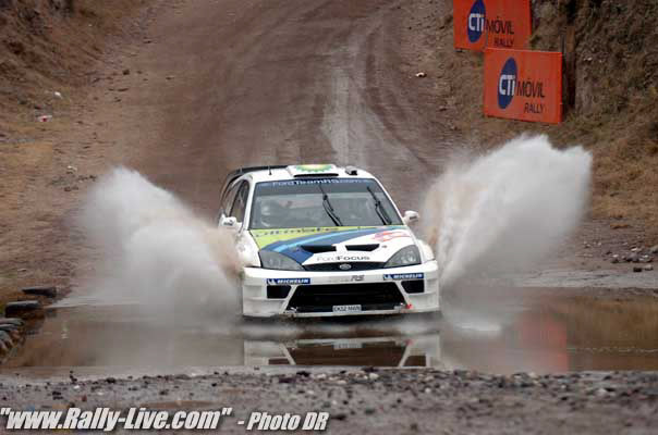 2004 World Rally Championship Rally Argentina, July 15-18, 2004Francois Duval at a watersplash on stage 14.Photo:  Ralph Hardwick