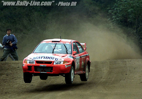 Camera:   DCS620CSerial #: K620C-03147Width:    1728Height:   1152Date:  26-03-2000Time:   9:27:21DCS6XX ImageFW Ver:   3.0.9TIFF ImageLook:   ProductAntialiasing Filter:  RemovedTaggedCounter:    [1106]Shutter:  1/500Aperture:  f--ISO Speed:  250Max Aperture:  f2.8Min Aperture:  f22Focal Length:  300Exposure Mode:  Manual (M)Meter Mode:  Color MatrixDrive Mode:  Continuous High (CH)Focus Mode:  Manual (AF-M)Focus Point:  BottomFlash Mode:  Normal SyncCompensation:  +0.0Flash Compensation:  +0.0Self Timer Time:  10sWhite balance: Preset (Flash)Time: 09:27:21.999