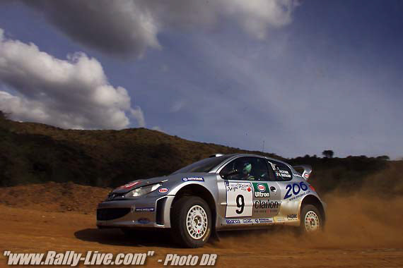 Camera:   DCS520CSerial #: K520C-01941Width:    1728Height:   1152Date:  10/05/00Time:   18:12:52DCS5XX ImageFW Ver:   3.0.14TIFF ImageLook:   ProductAntialiasing Filter:  RemovedCounter:    [20788]ISO Speed:  200Aperture:  f13Shutter:  1/500Max Aperture:  f2.8Min Aperture:  f22Exposure Mode:  Shutter priority AE (Tv)Compensation:  -0.3Flash Compensation:  +0.0Meter Mode:  EvaluativeFlash Mode:  No flashDrive Mode:  SingleFocus Mode:  ManualFocus Point:  --o--Focal Length (mm):  17White balance: AutoTime: 18:12:52.675