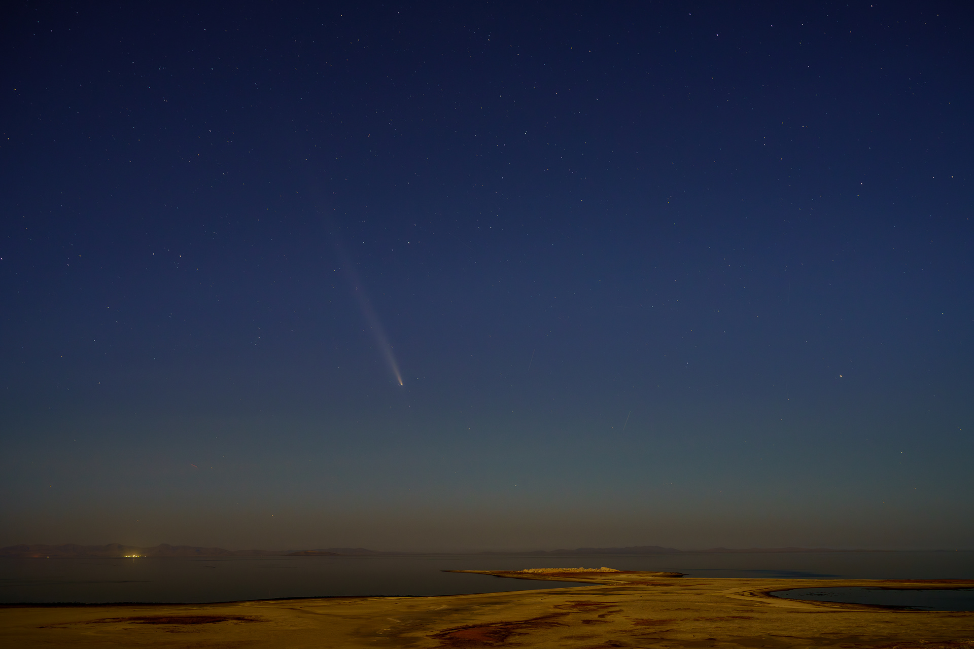 Comet over the Great Salt Lake