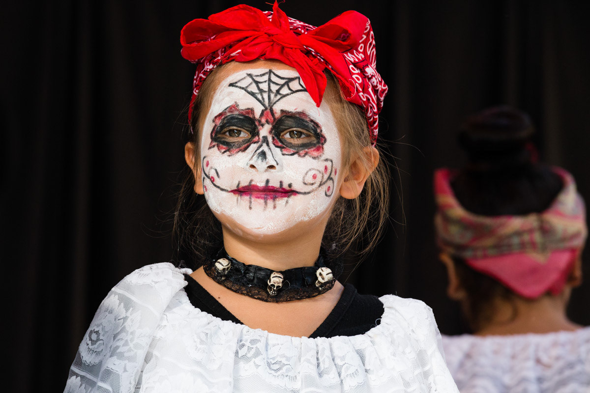 Bailarina Folklórico, Dia de los Muertos, Toronto, 2016