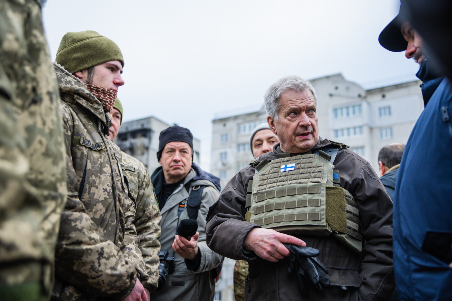 Suomen tasavallan presidentti Sauli Niinistö vieraili Ukrainan Borodjankassa. Kyseessä oli Niinistön ensimmäinen vierailu sota-alueella. Borodjanka, 2023