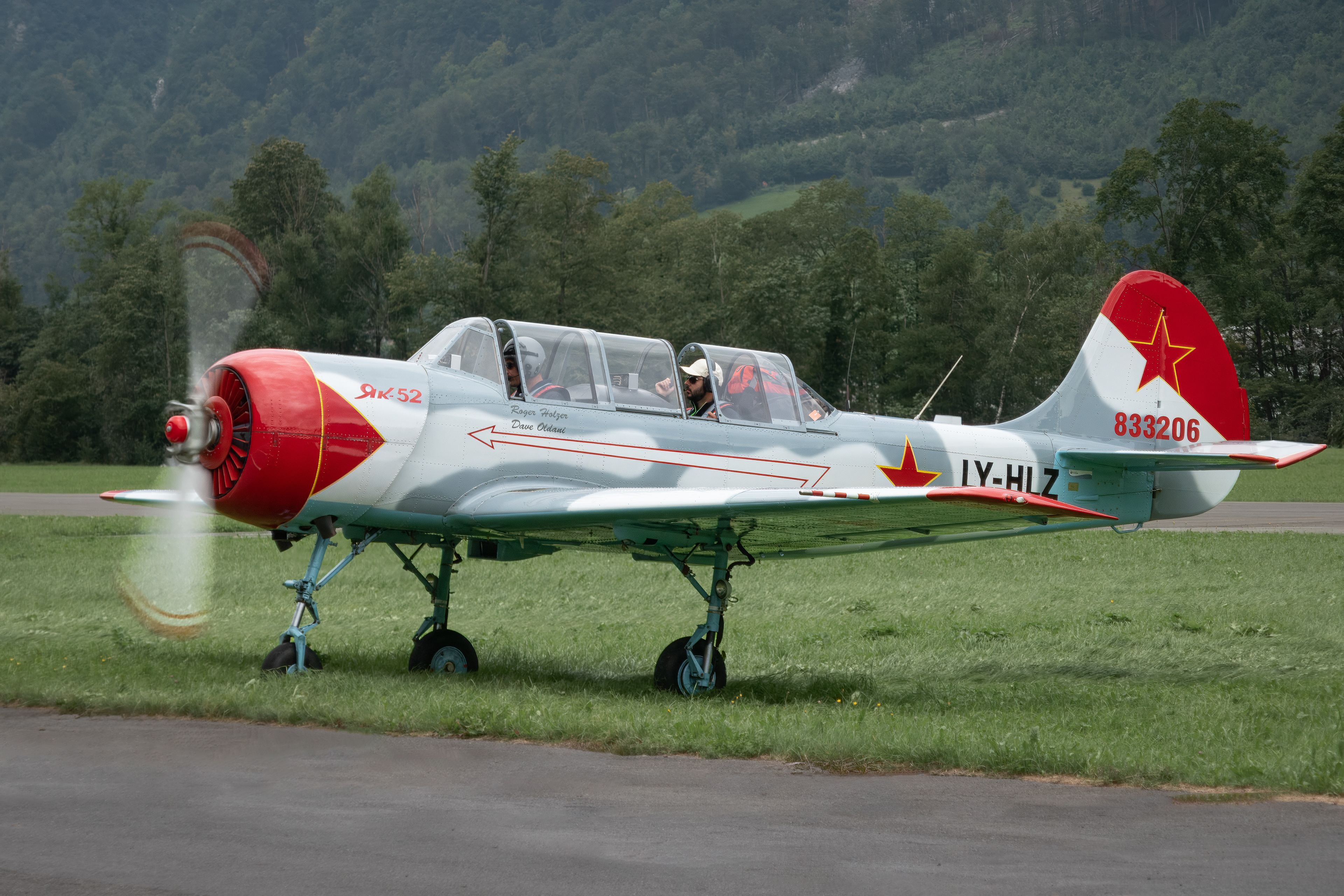 Yakovlev Yak-52 (1983)