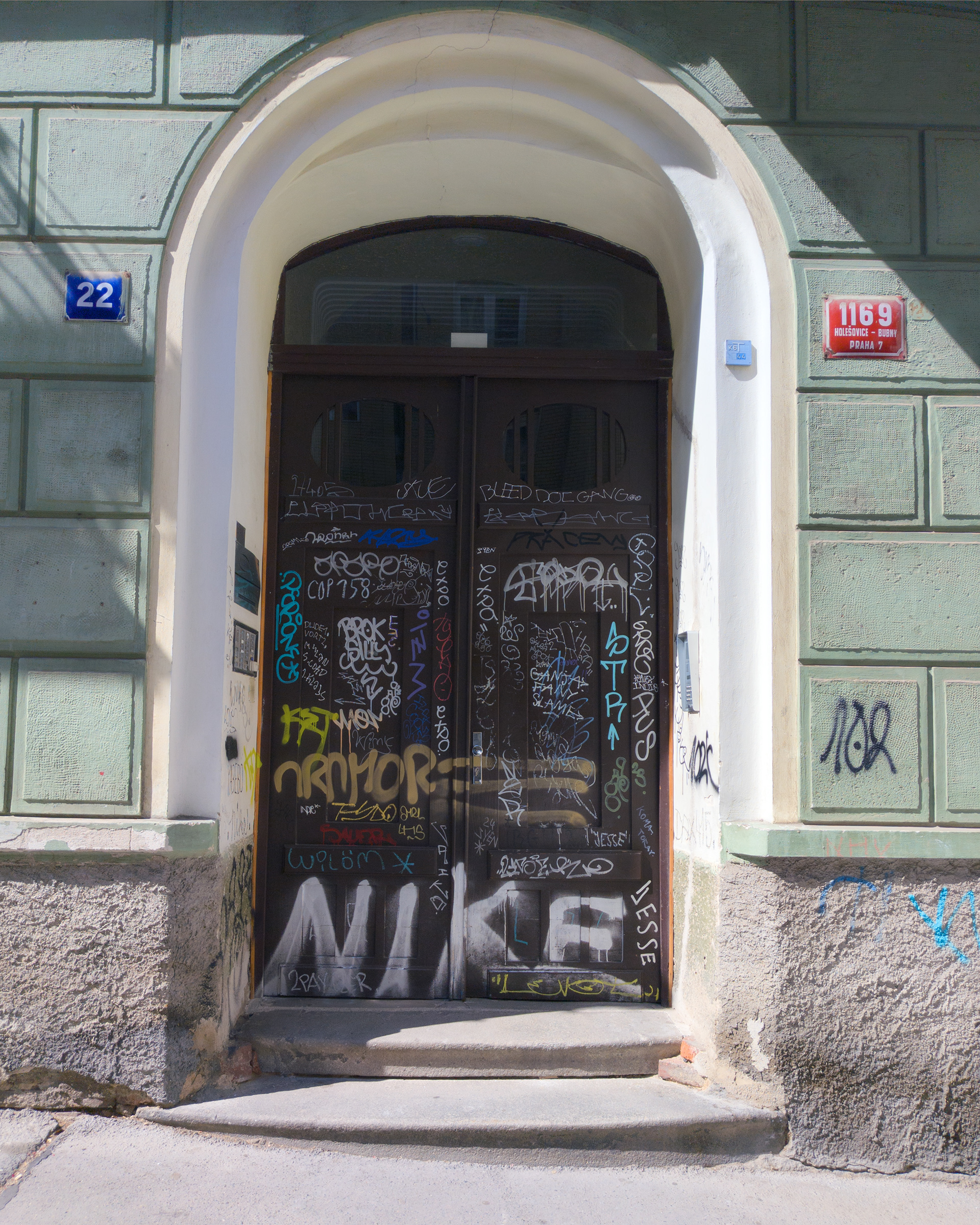 Prague Graffiti Not In The Tourist Zone!