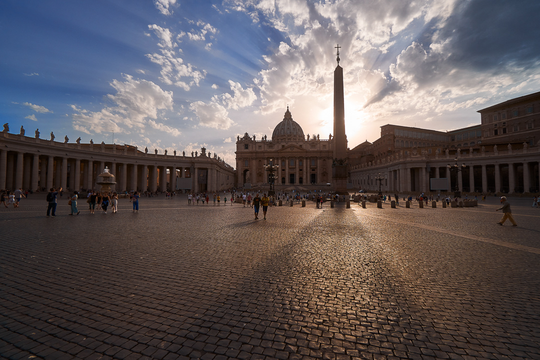 Vatican central square 2017