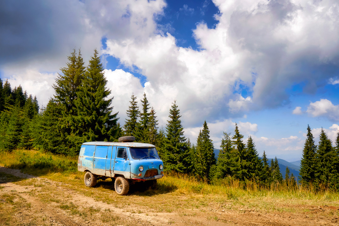 Alone in the mountains 2017