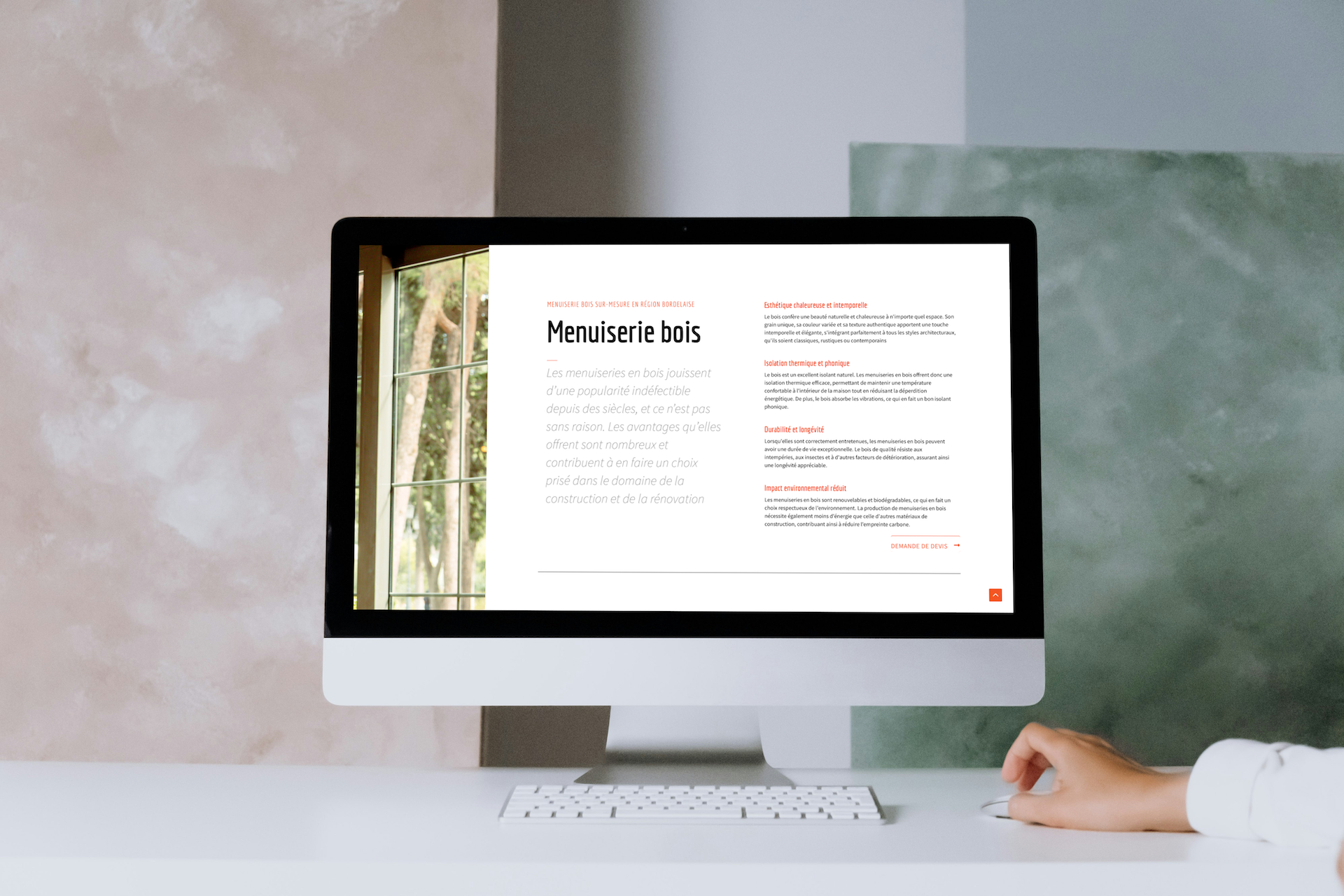 Page interne "Menuiseries" de la Menuiserie Vitrerie Bordelaise