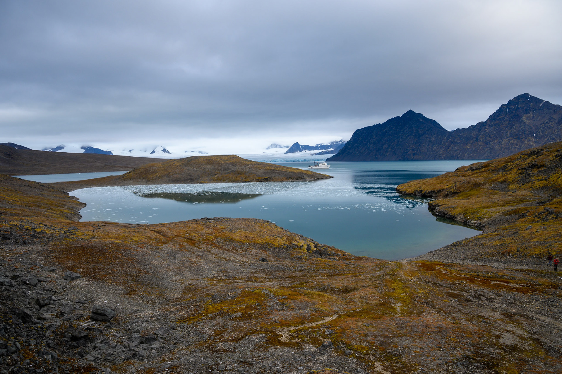 Signehamna Bay, Lilliehöökfjorden, Spitsbergen Island
