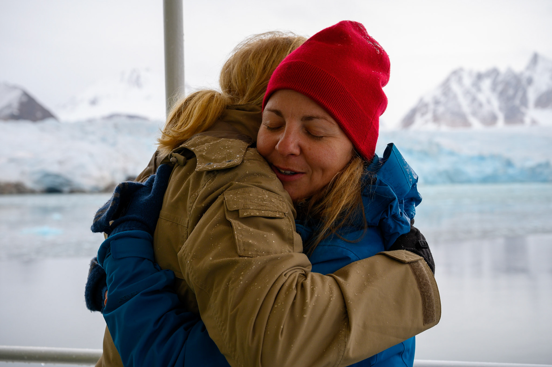 Vescovo (L), Stewart (R) embrace at end of expedition