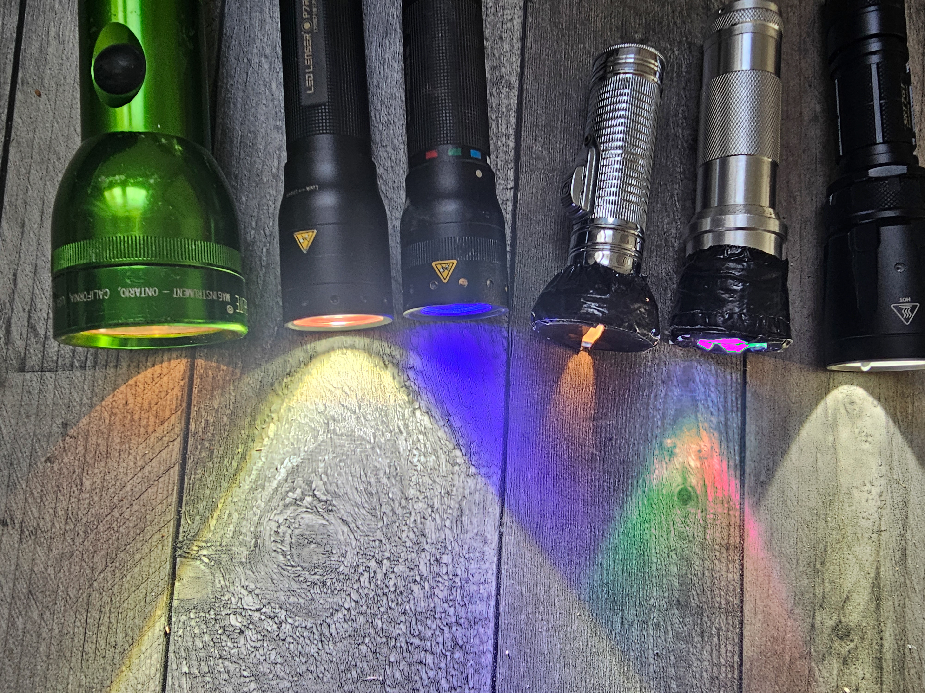 le plus important , les lampes de poches