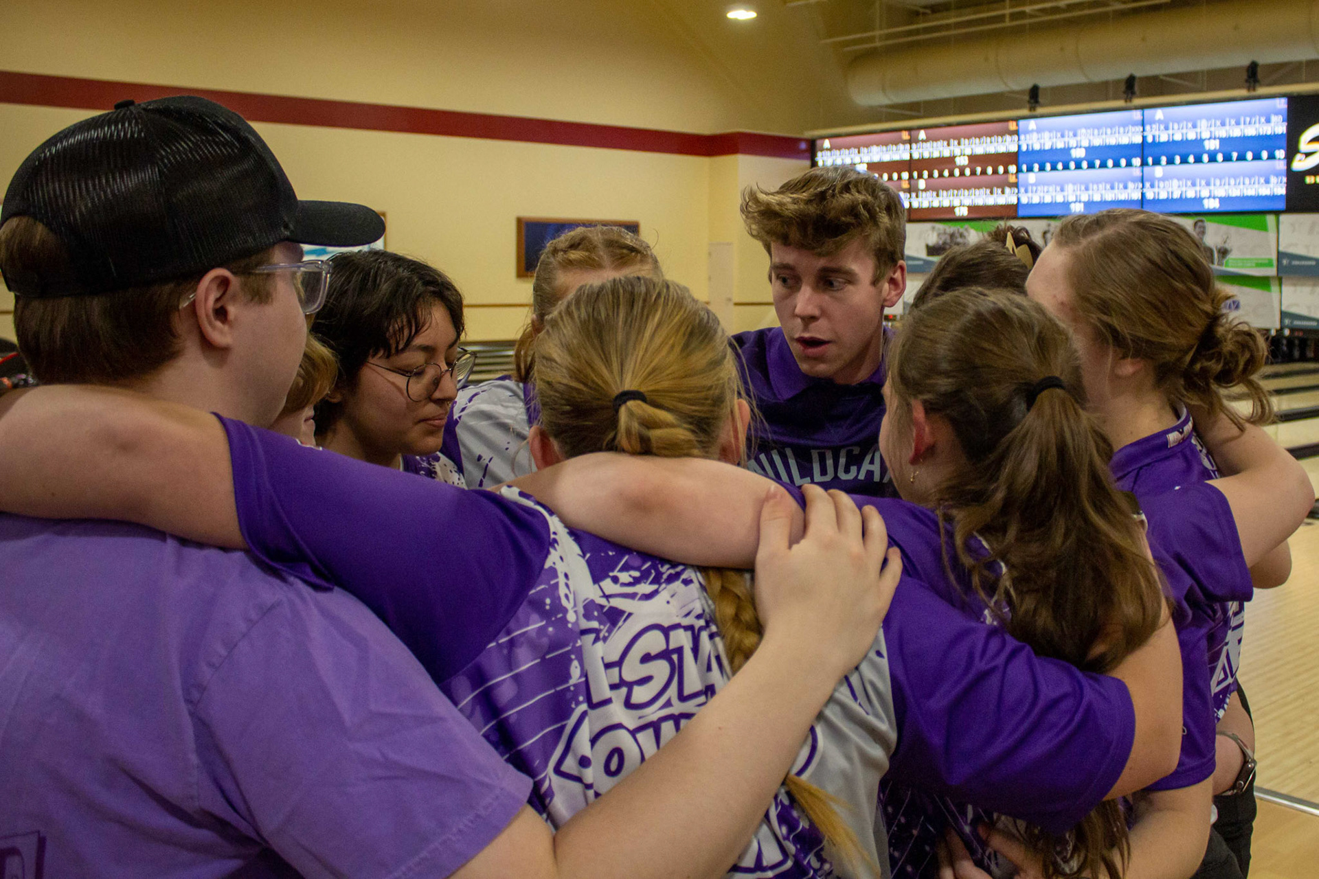 Women's student coach Hunter gives a brief speech after their final game in Las Vegas.
