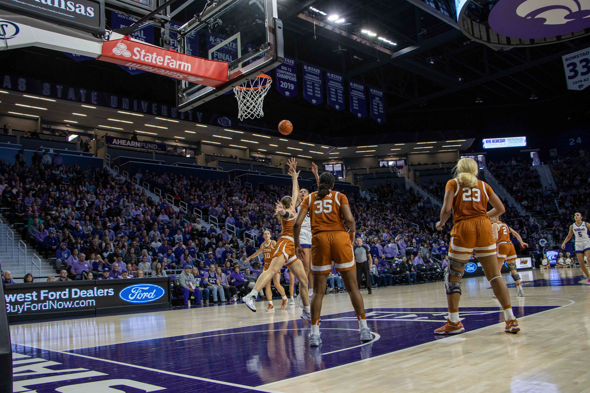 Center Ayoka Lee hits a jumper halfway through the third quarter agianst Texas. No. 12 K-State beat No. 10 Texas 61-58 Jan. 13, 2024.