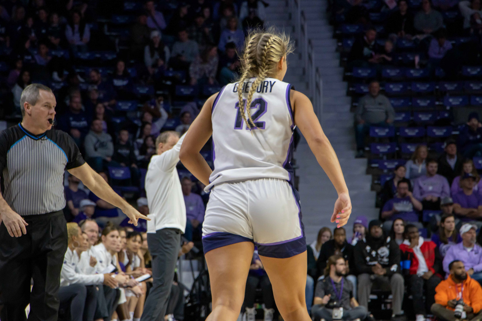 Guard Gabby Gregory in the second quarter of the Texas game on Jan. 13, 2023. Gregory ended the game with a 3-pointer, one assist, one defensive rebound, two fouls and five turnovers while playing limited minutes in the second half with an injured ankle.