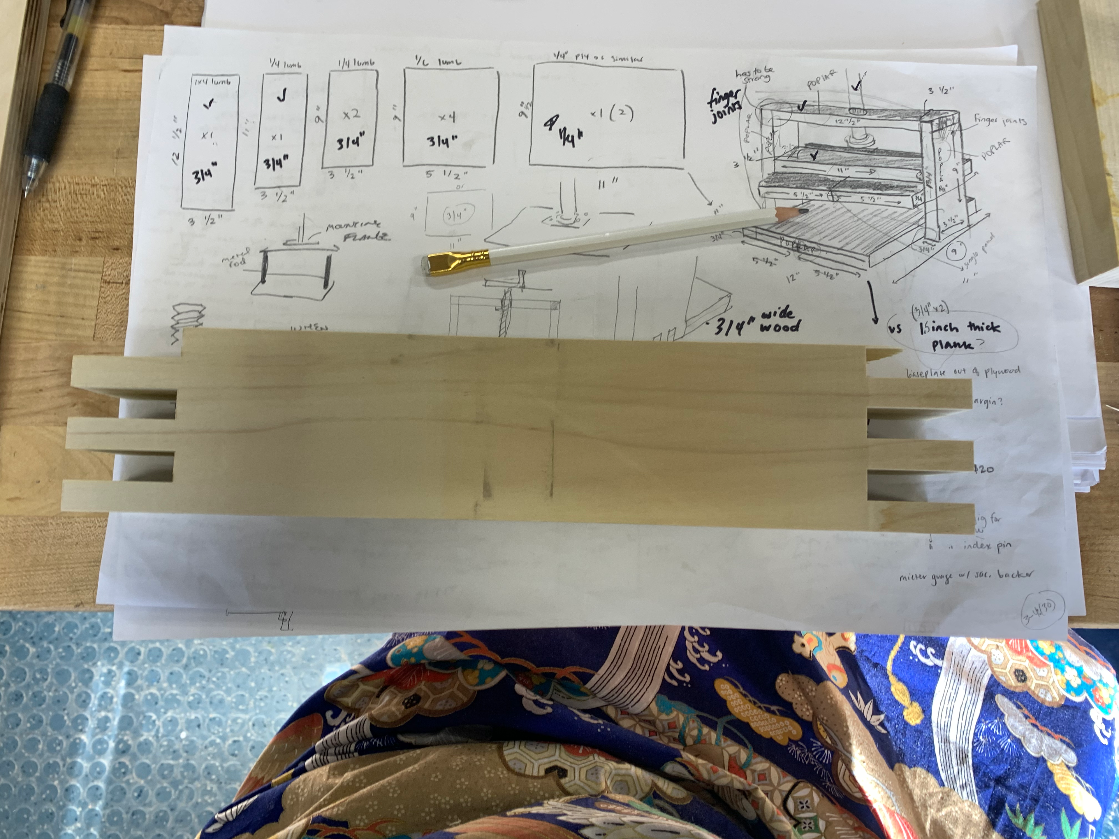 Finger joints for the top part!