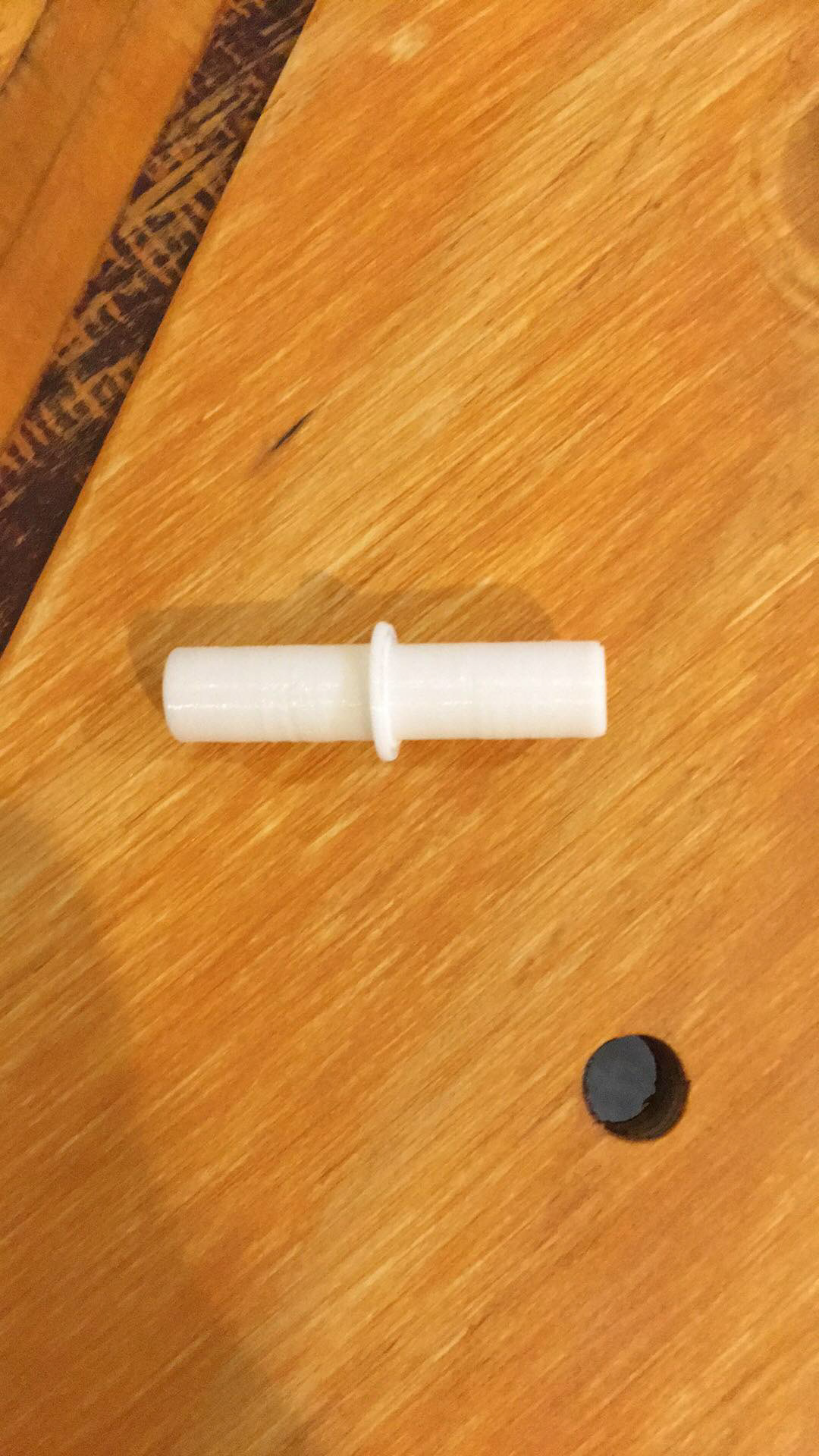 Parts to secure Hex when stacked