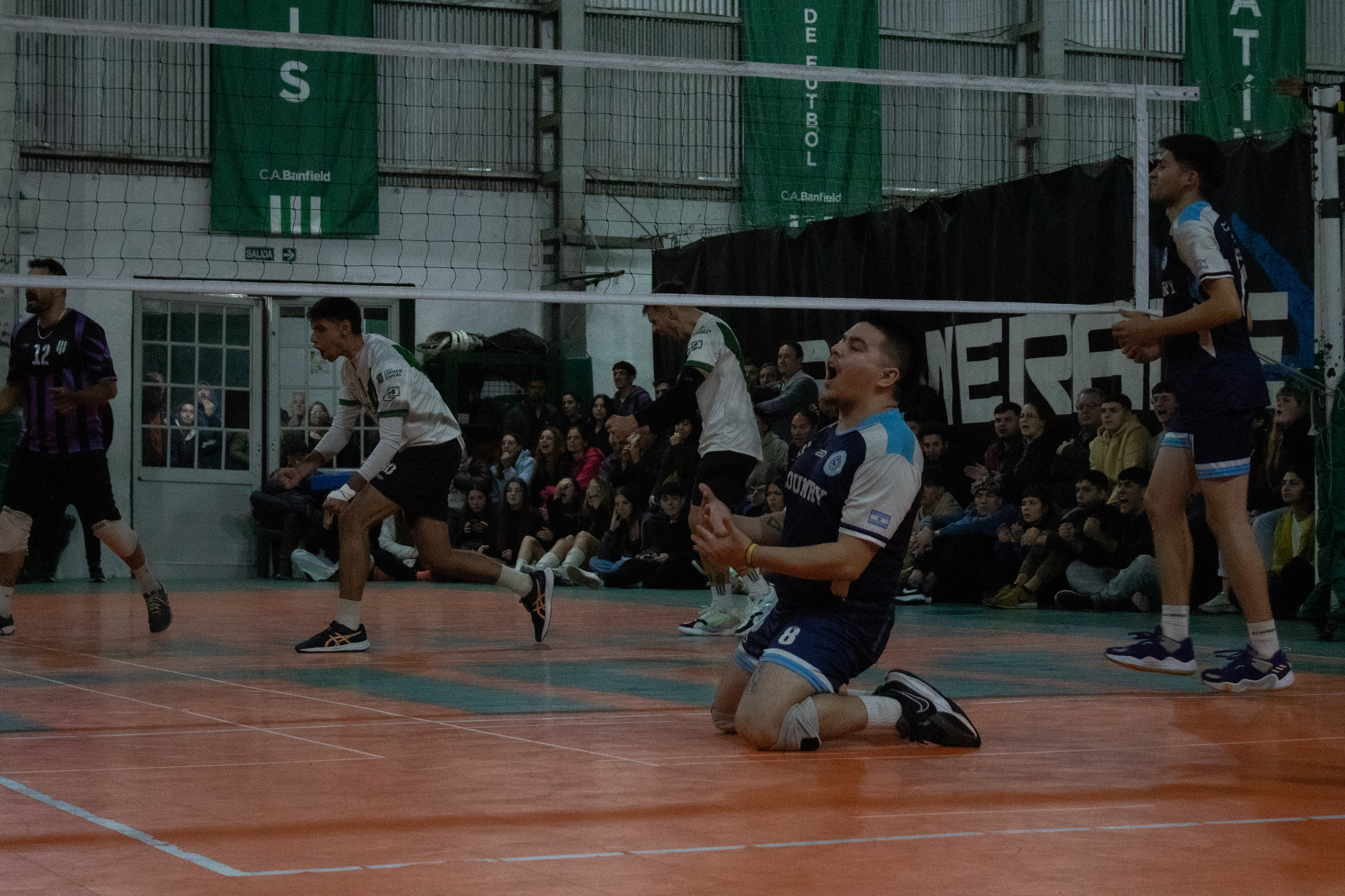 Country - Banfield, Mayores 3ra División. Microestadio 110 Años Club A. Banfield