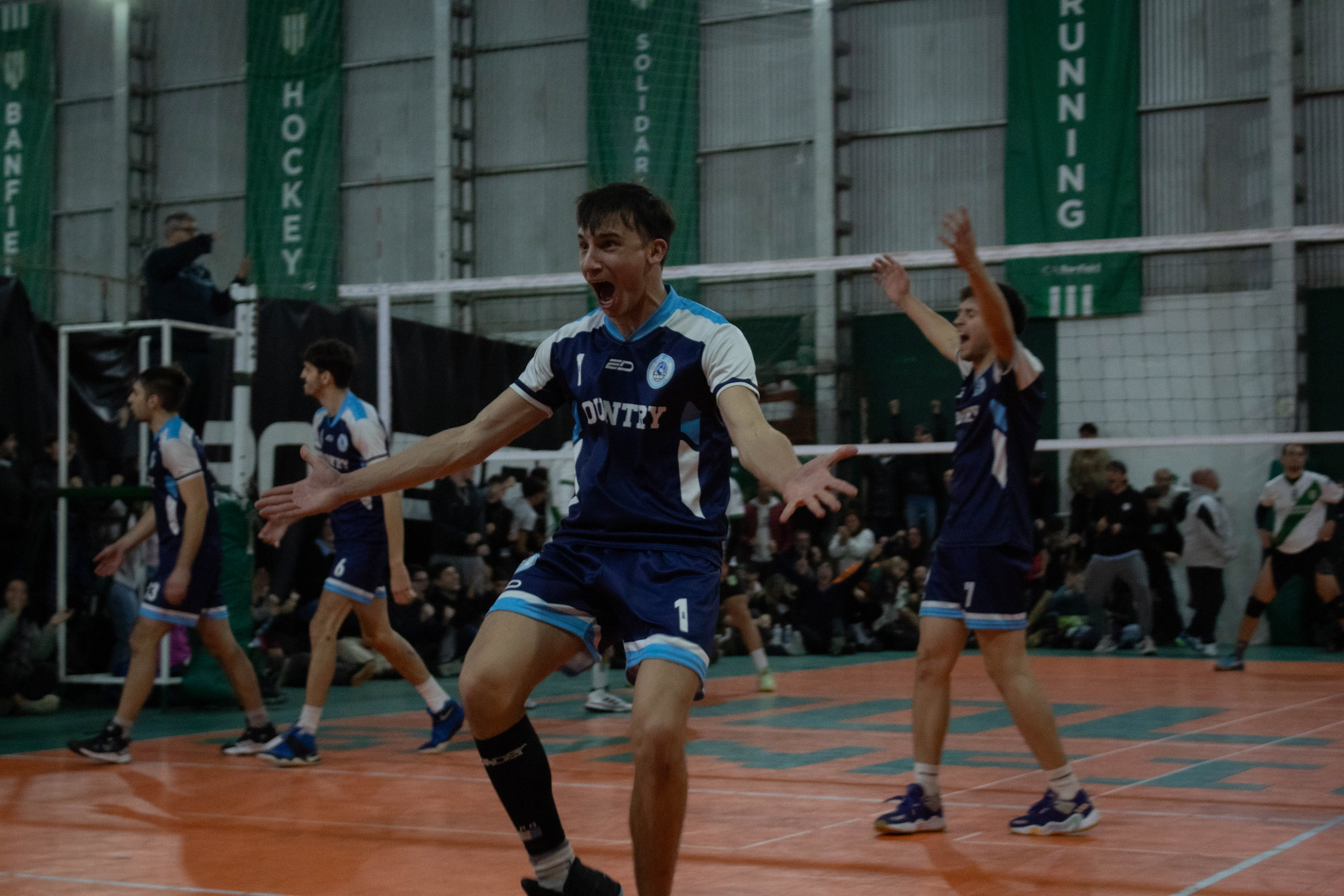 Country - Banfield, Mayores 3ra División. Microestadio 110 Años Club A. Banfield