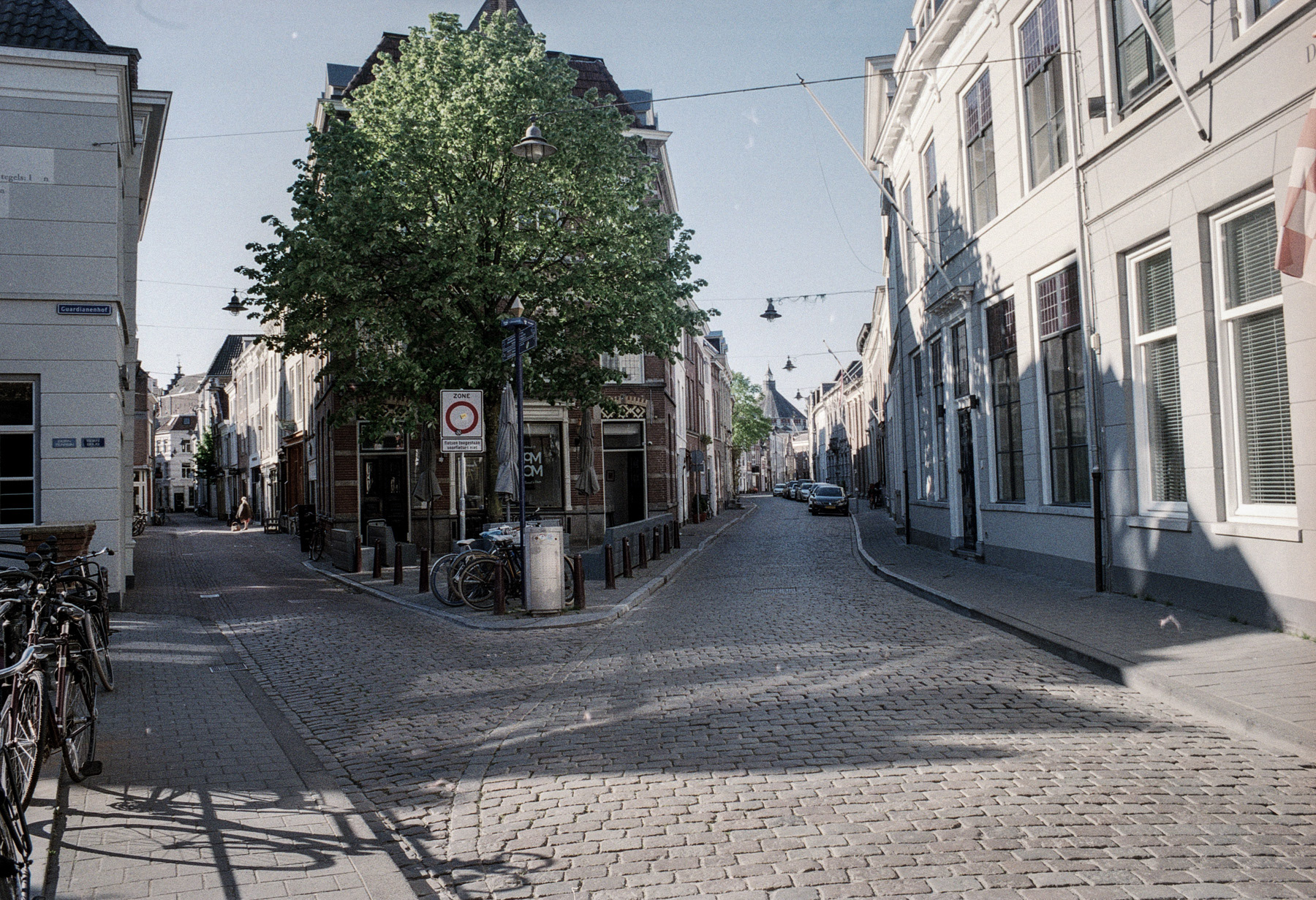 Kruisstraat | Links Snellestraat - Rechts Postelstraat