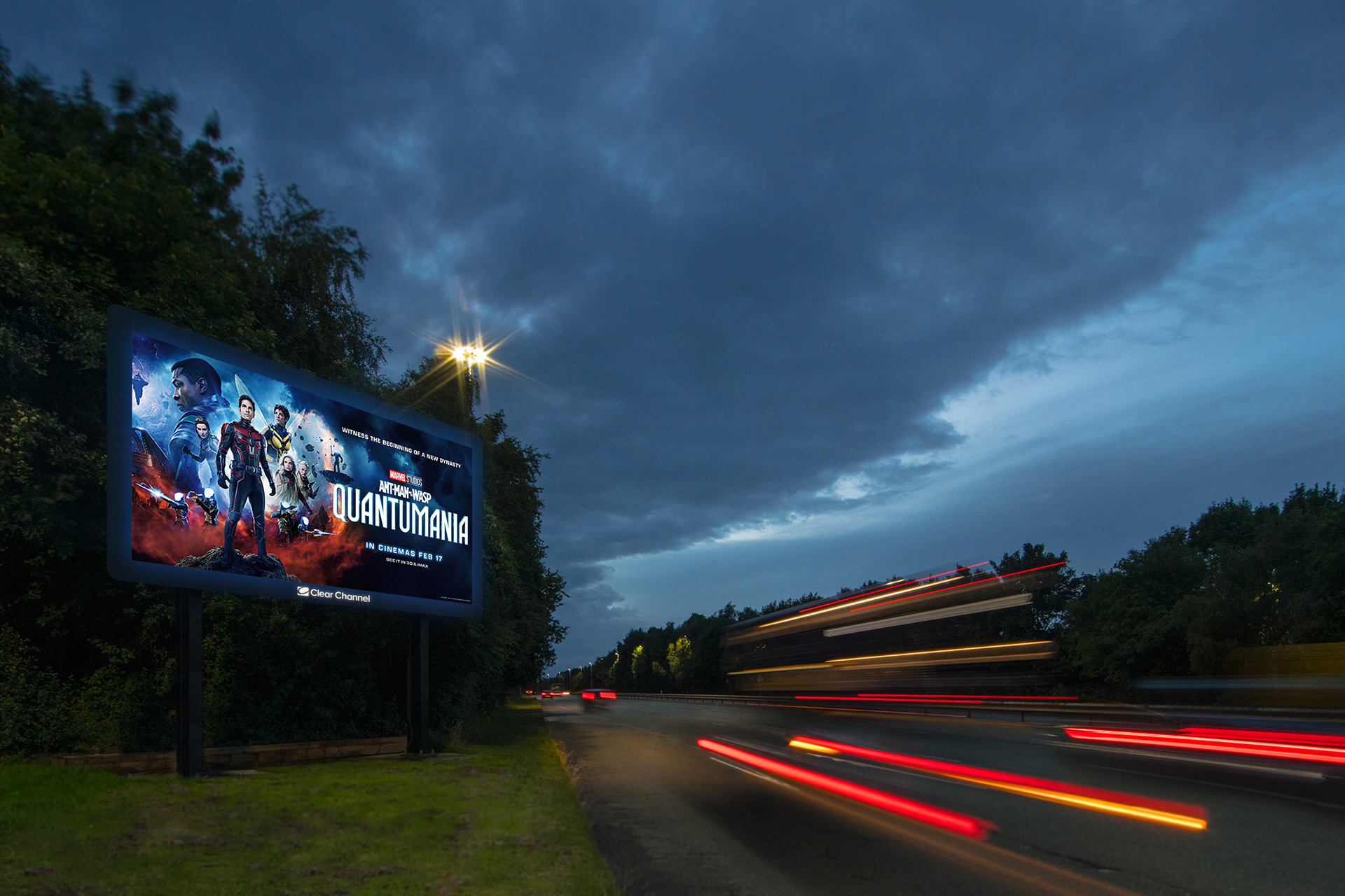 Roadside DOOH