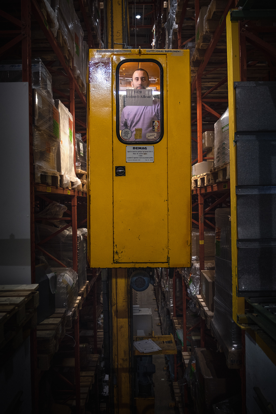 Teamleader warehouse • Secteur Chimie • Fabrication de produits stériles hautement actifs. Magasin. Œ Teamleader warehouse • Sector Scheikunde • Vervaardiging van hoogactieve steriele producten. Magazijn.