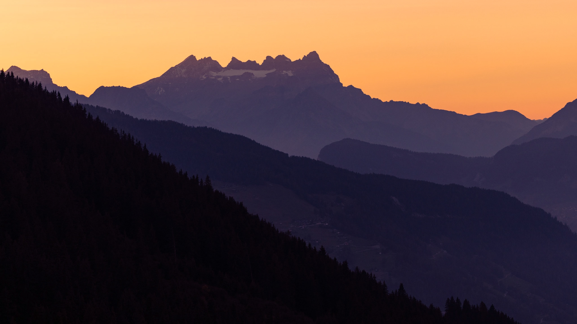 Val de Bagnes et les  Dents du Midi